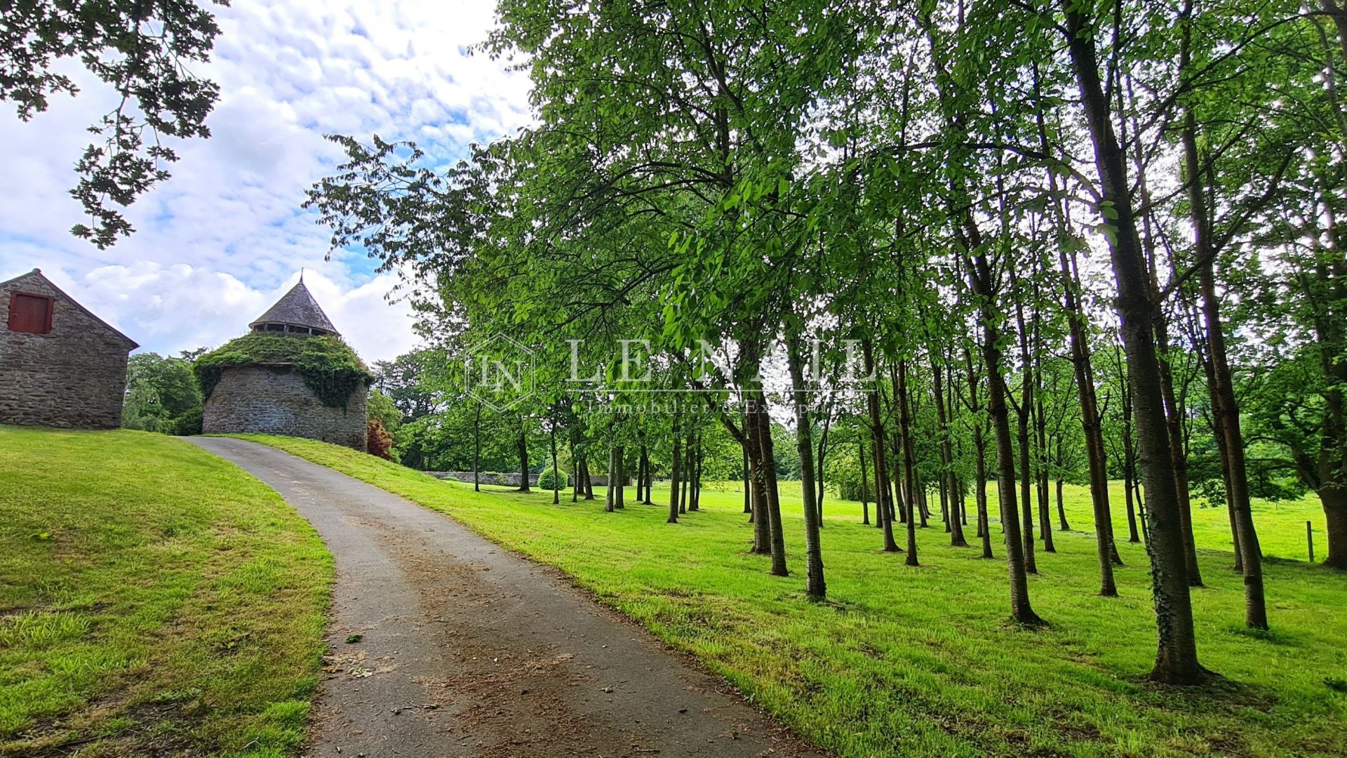 manor house 17 rooms for sale on LAMBALLE (22400)