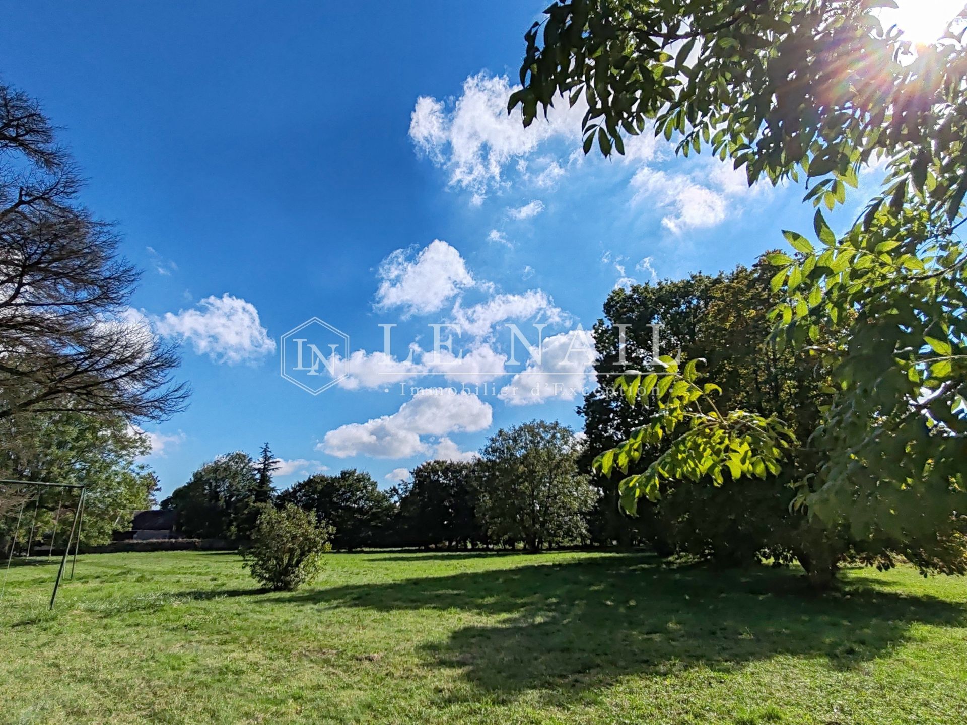 manoir 12 pièces en vente à VENDOME (41100)