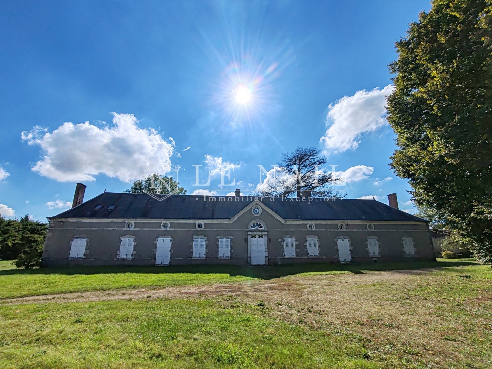 manoir 12 pièces en vente à VENDOME (41100)