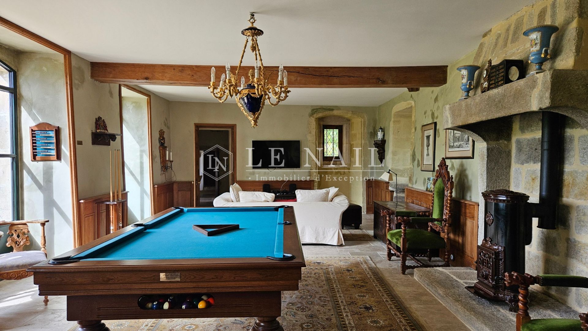 castle 29 rooms for sale on FRESNAY SUR SARTHE (72130)