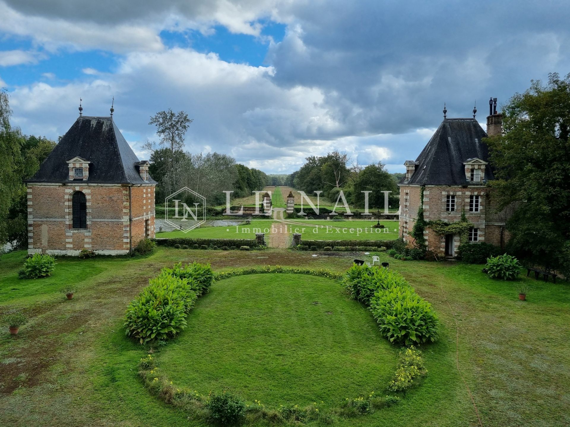 castle 24 rooms for sale on ST VIATRE (41210)