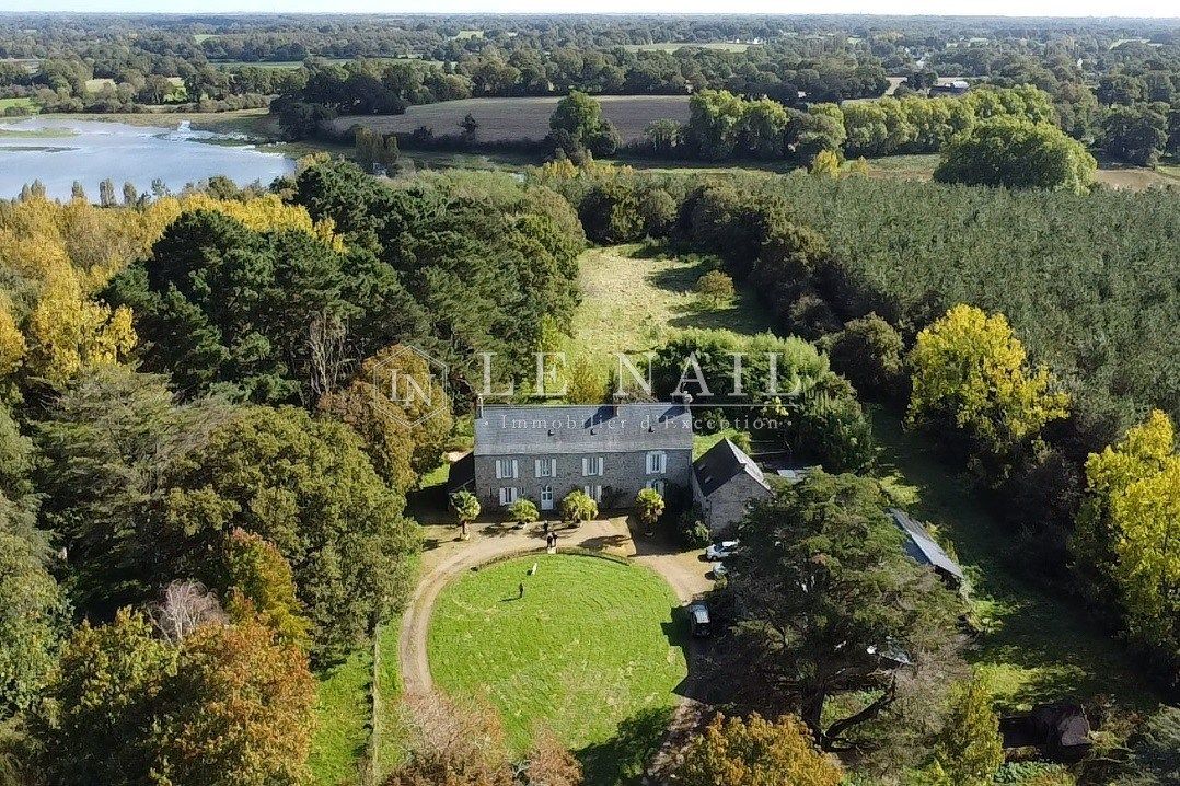 manoir 12 pièces en vente à PONTCHATEAU (44160)
