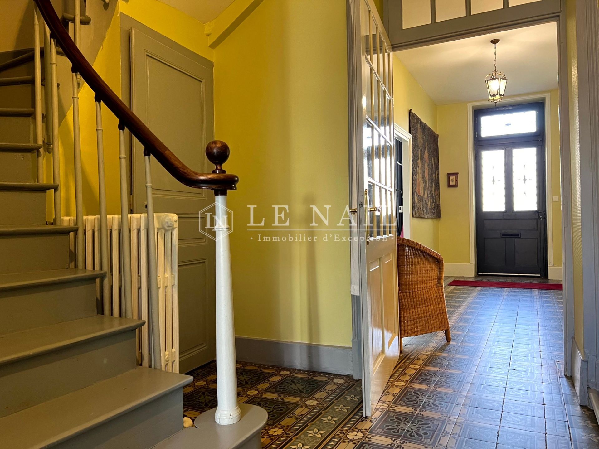 maison de maître 14 pièces en vente à CIVRAY (86400)