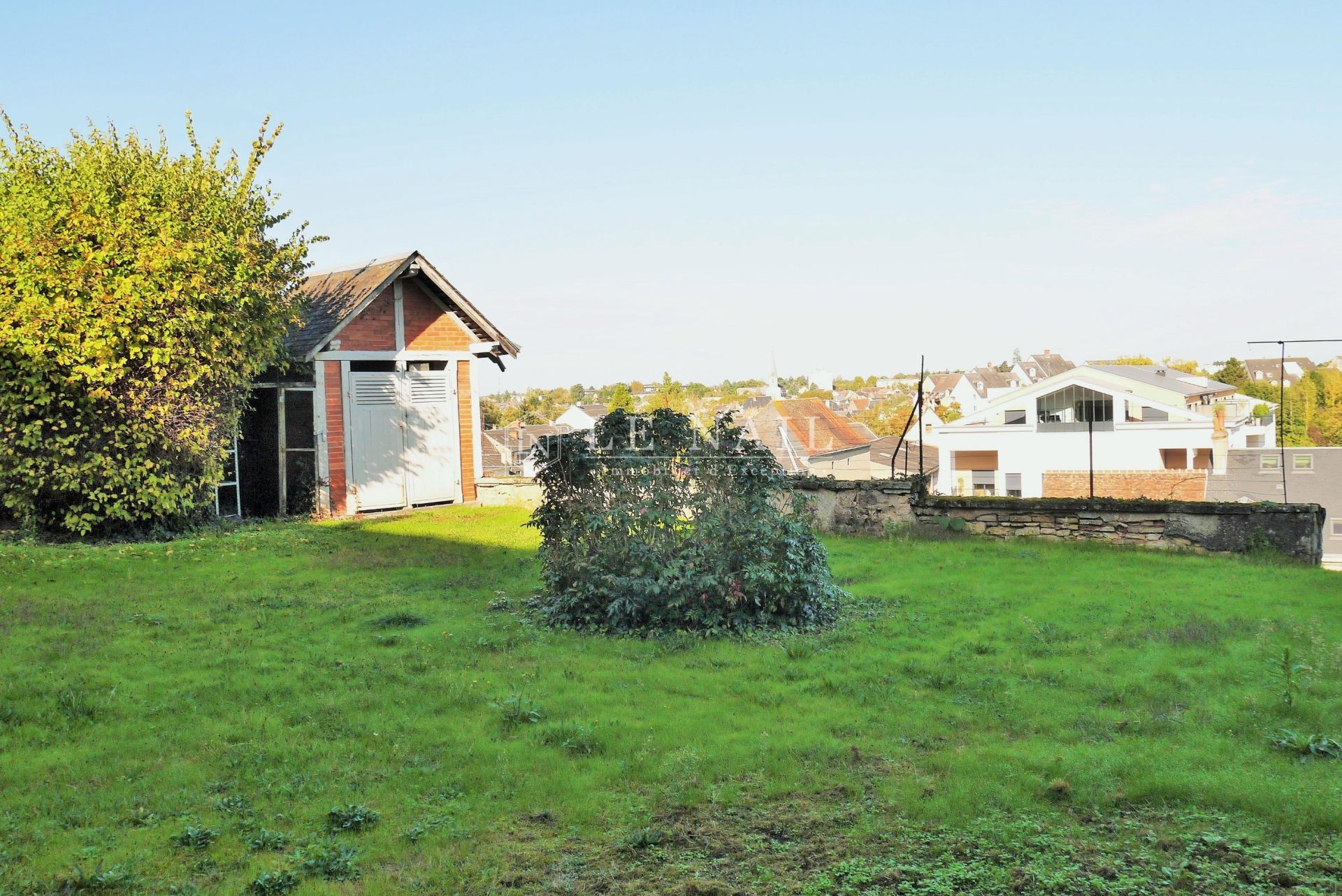 maison bourgeoise 15 pièces en vente à CHATEAUROUX (36000)