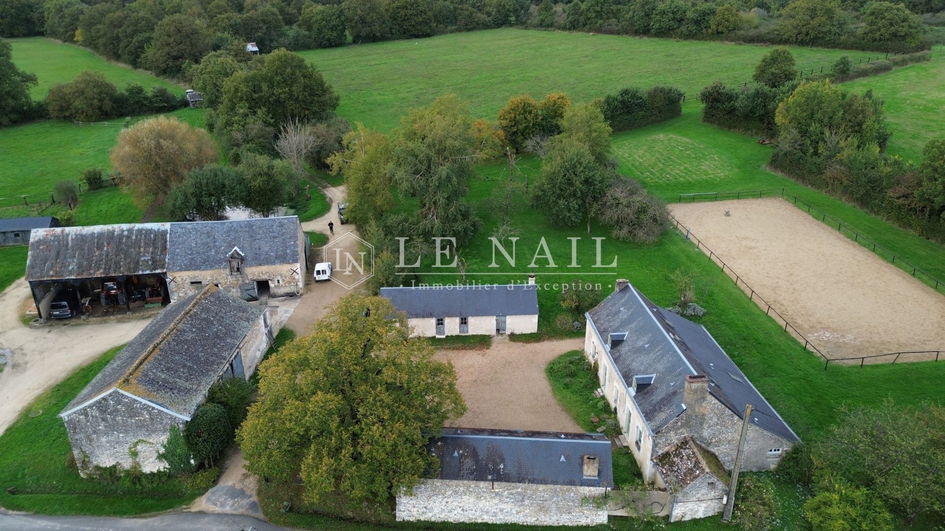 equestrian property 7 rooms for sale on CHATEAU LA VALLIERE (37330)