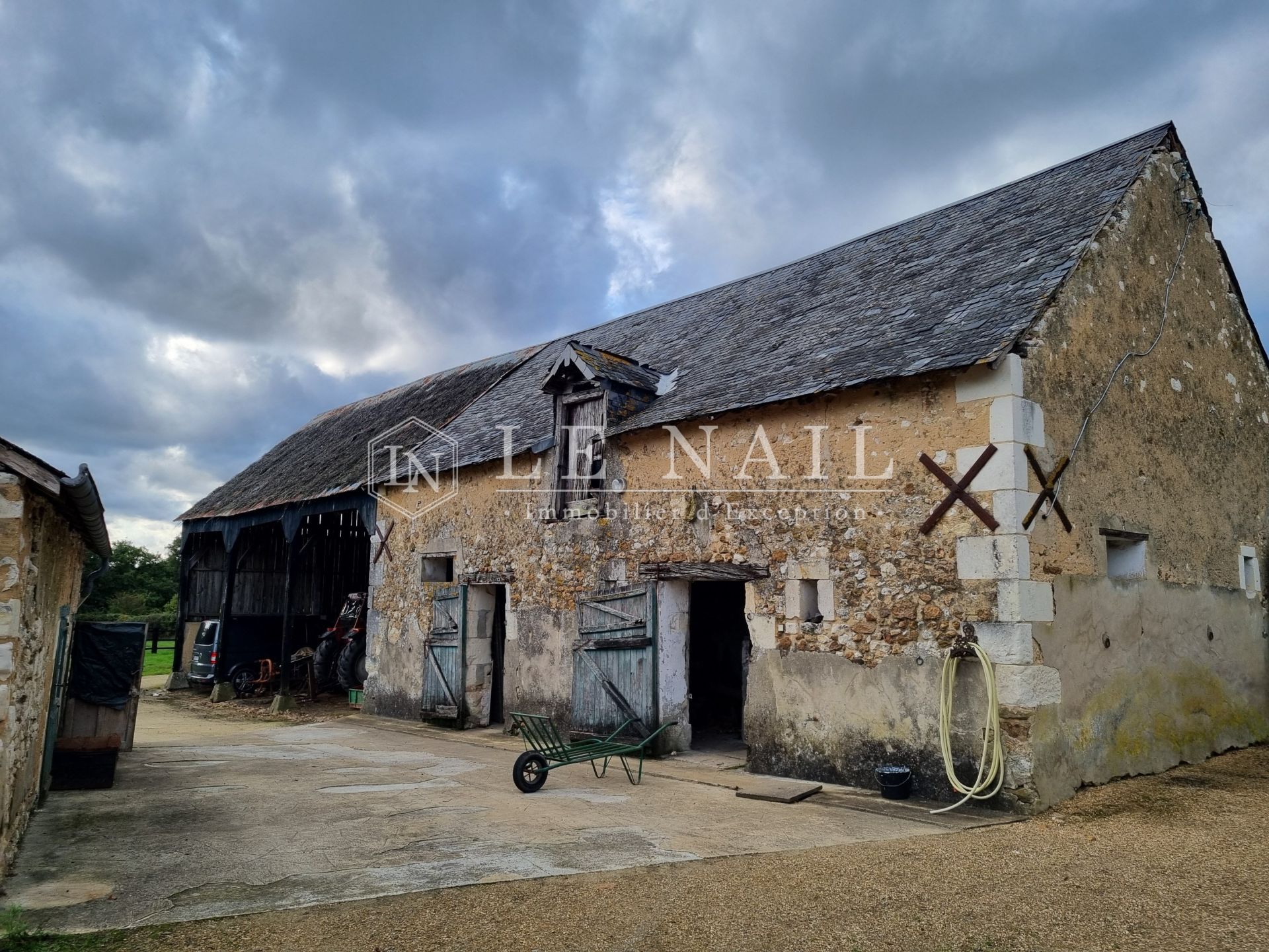 equestrian property 7 rooms for sale on CHATEAU LA VALLIERE (37330)