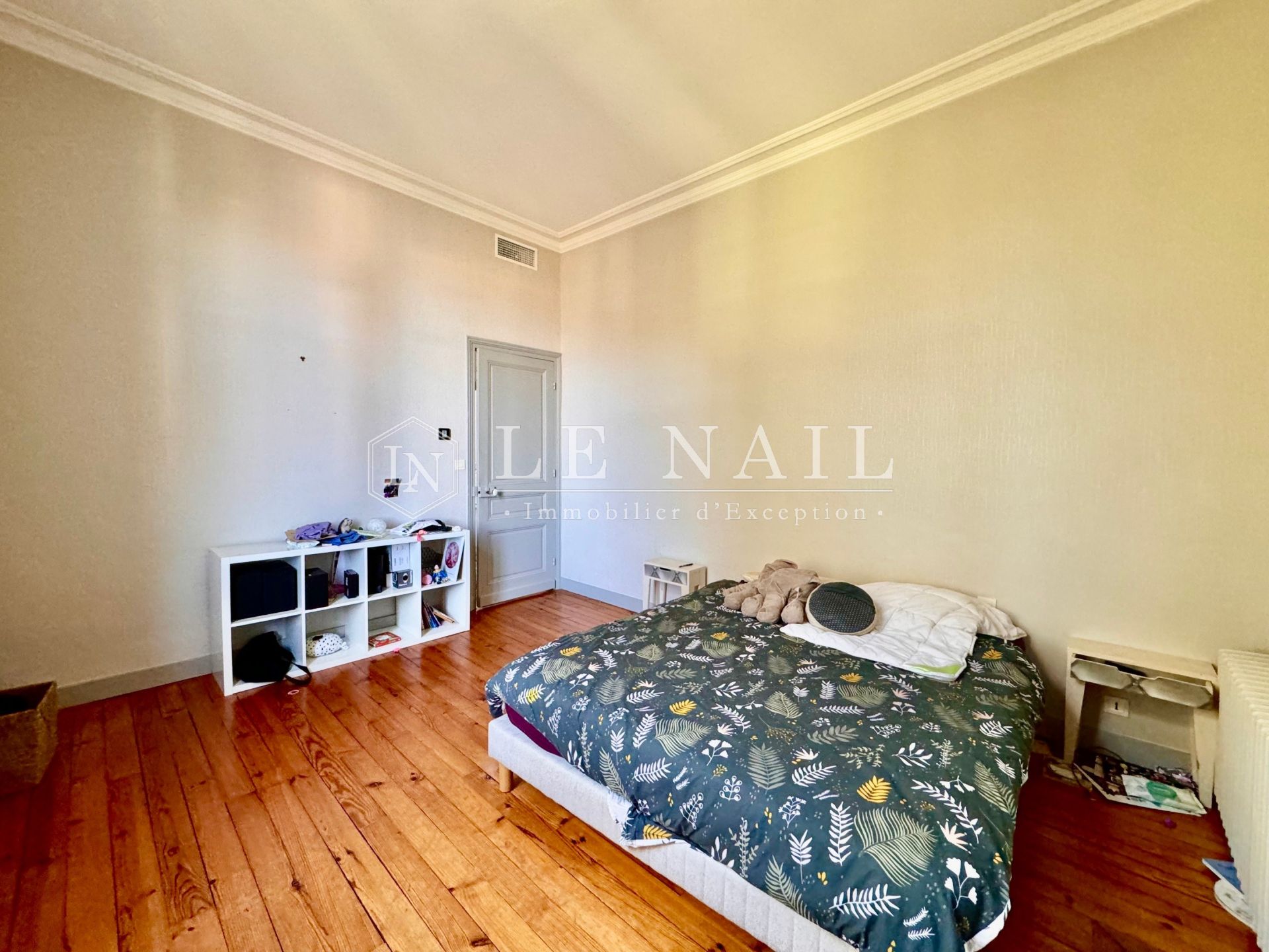 mansion (hôtel particulier) 9 rooms for sale on BERGERAC (24100)