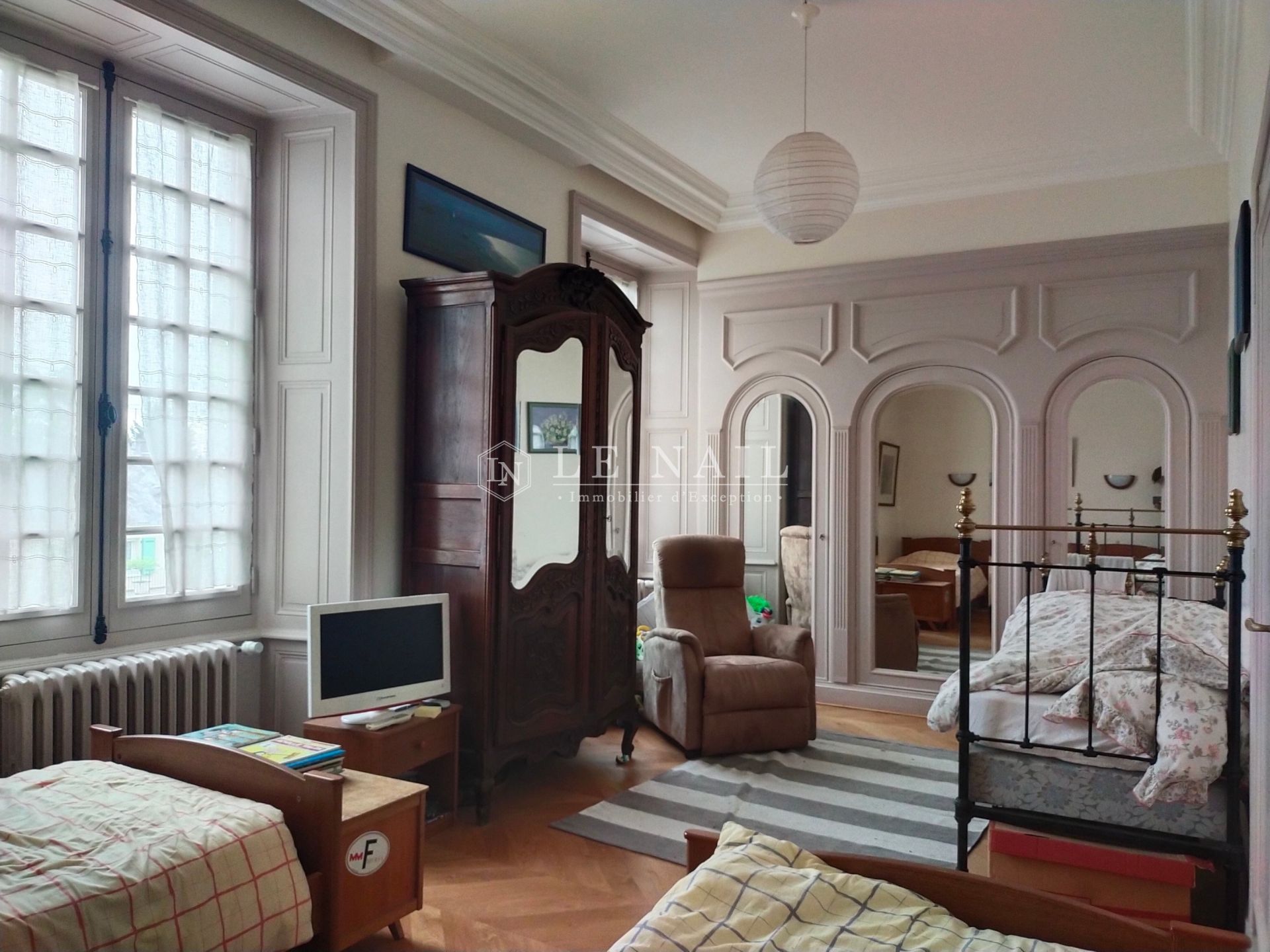 mansion (hôtel particulier) 13 rooms for sale on CHATEAU GONTIER SUR MAYENNE (53200)