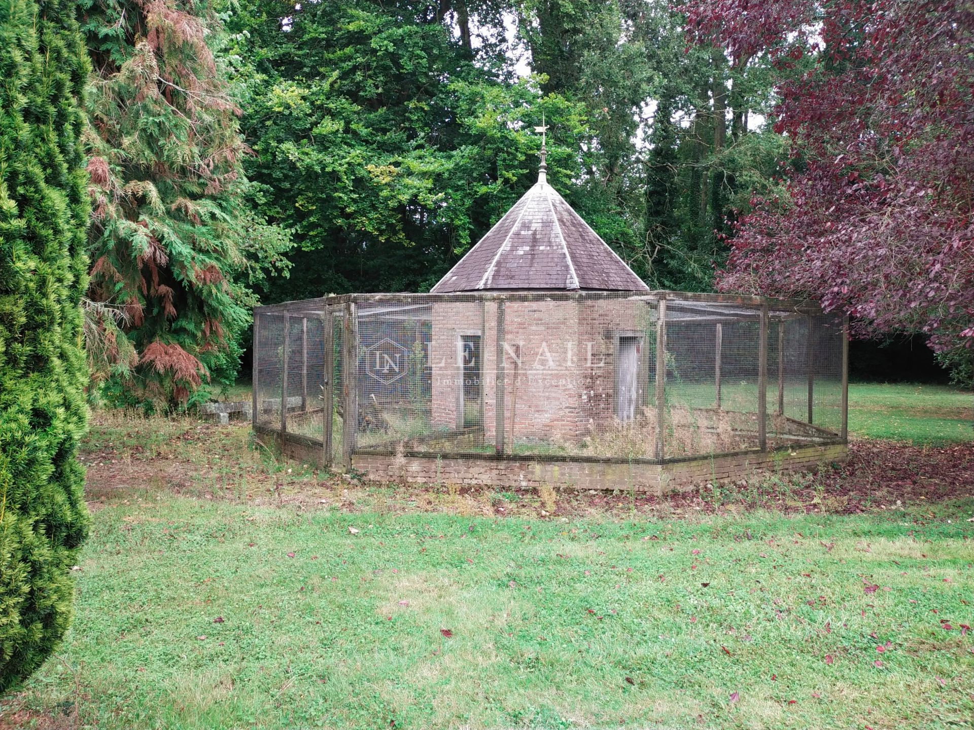 mansion (hôtel particulier) 13 rooms for sale on CHATEAU GONTIER SUR MAYENNE (53200)