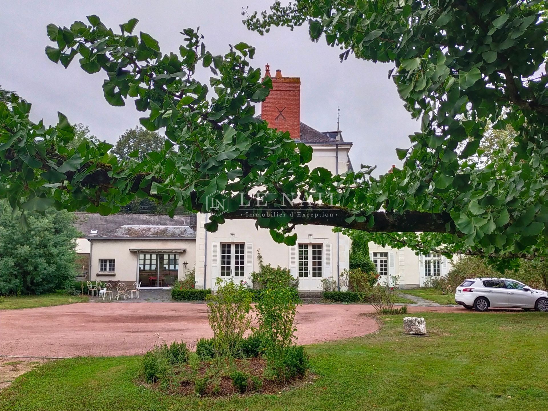 mansion (hôtel particulier) 13 rooms for sale on CHATEAU GONTIER SUR MAYENNE (53200)