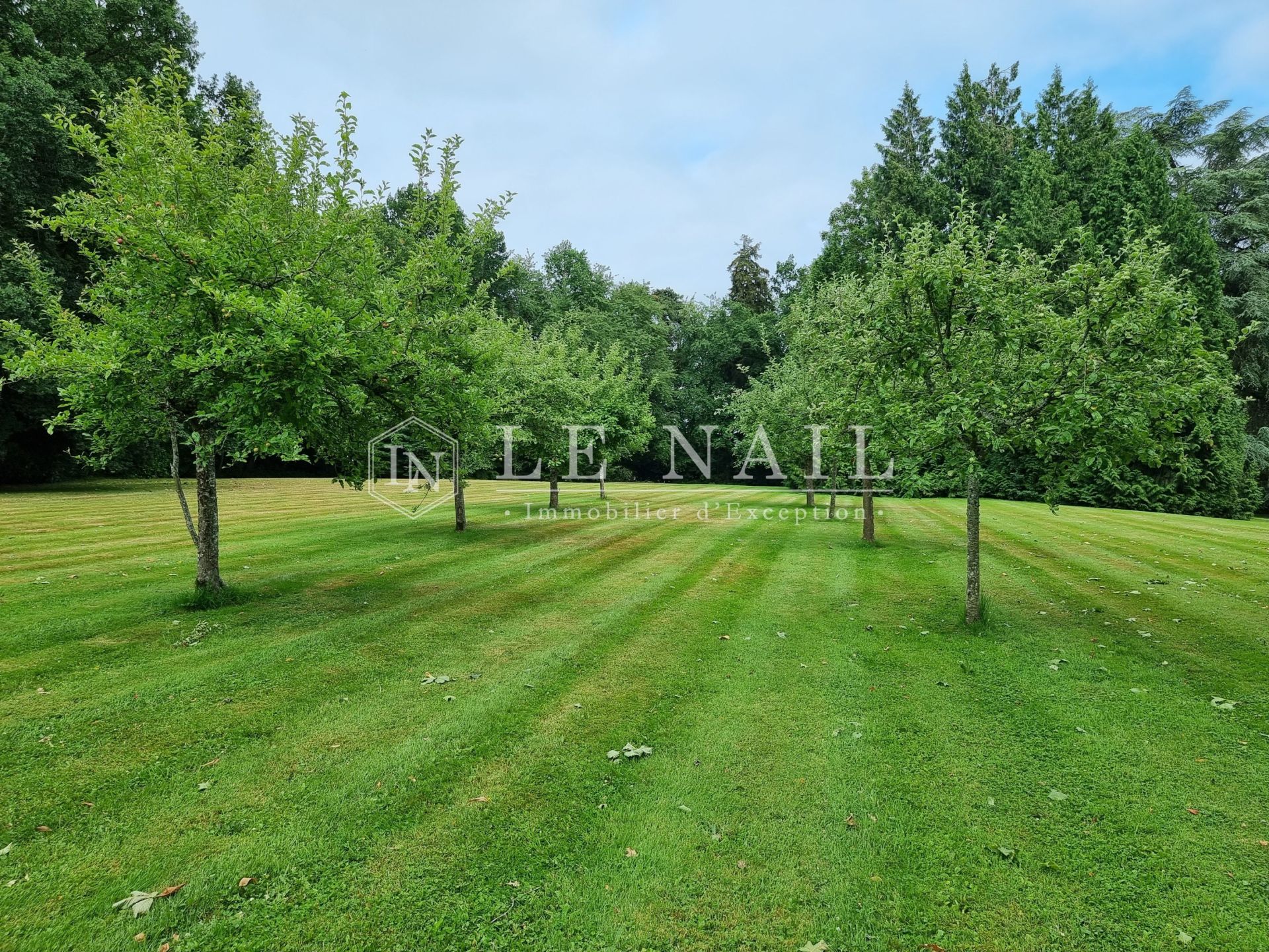 propriété 14 pièces en vente à ALENCON (61000)