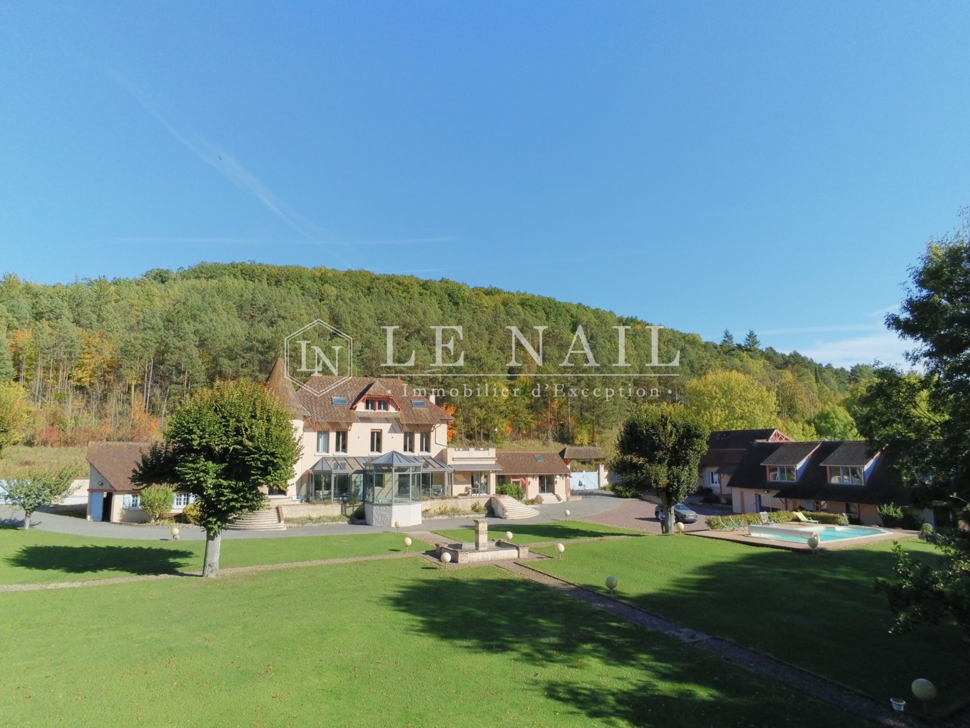 property 12 rooms for sale on ANET (28260)