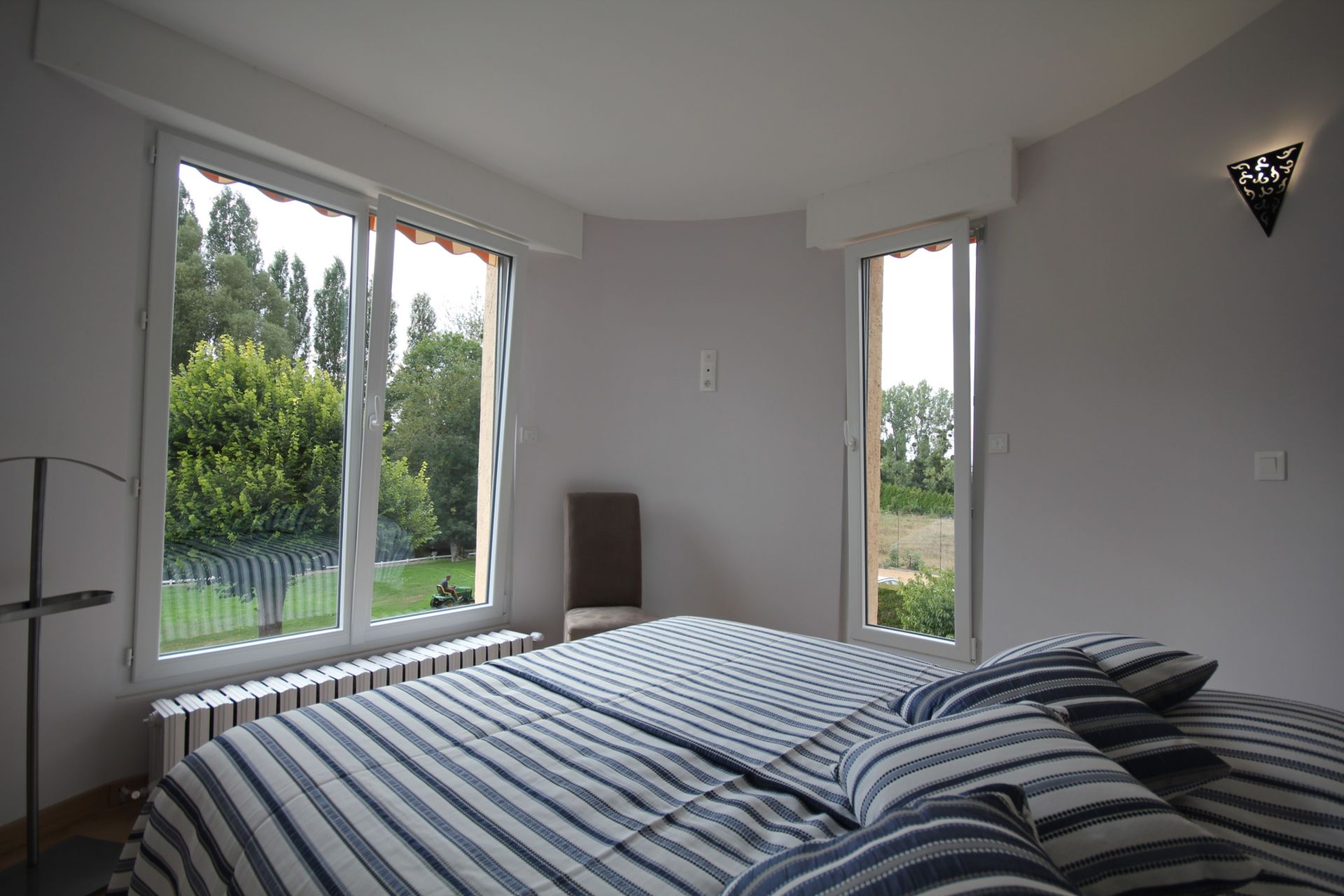 property 12 rooms for sale on ANET (28260)