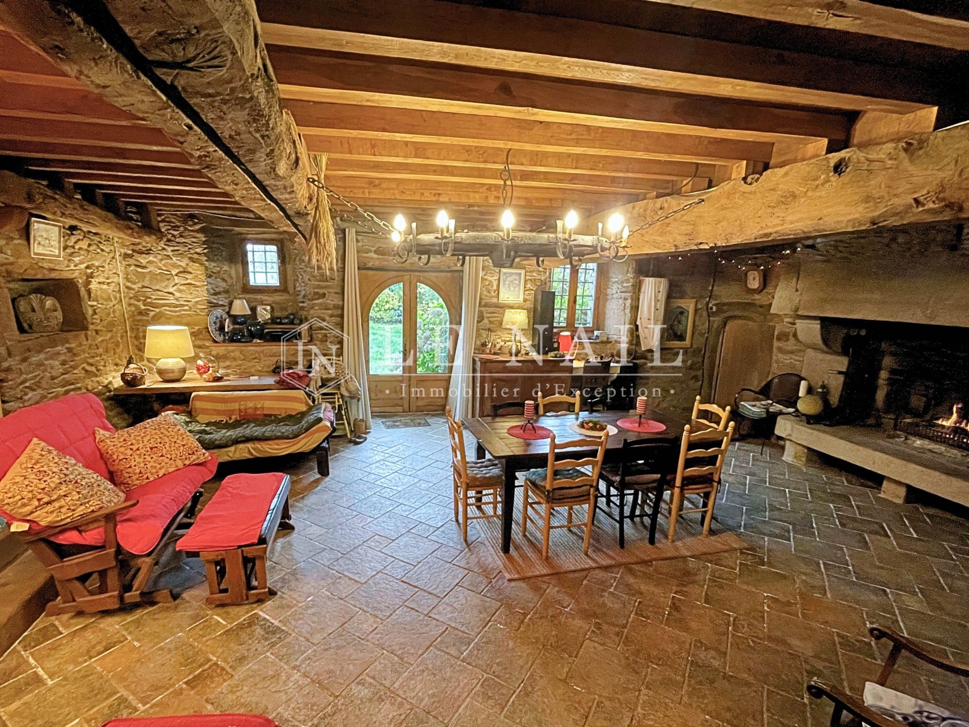 manoir 6 pièces en vente à QUINTIN (22800)