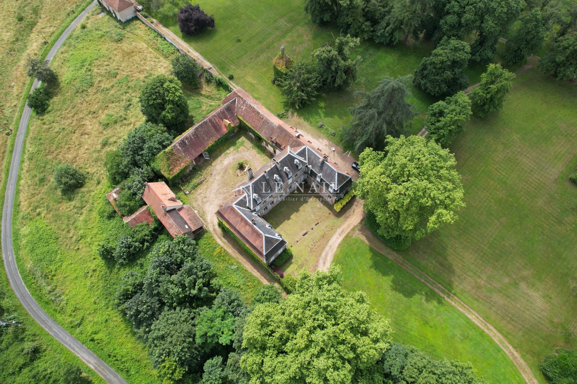 château 16 pièces en vente à MOULINS (03000)