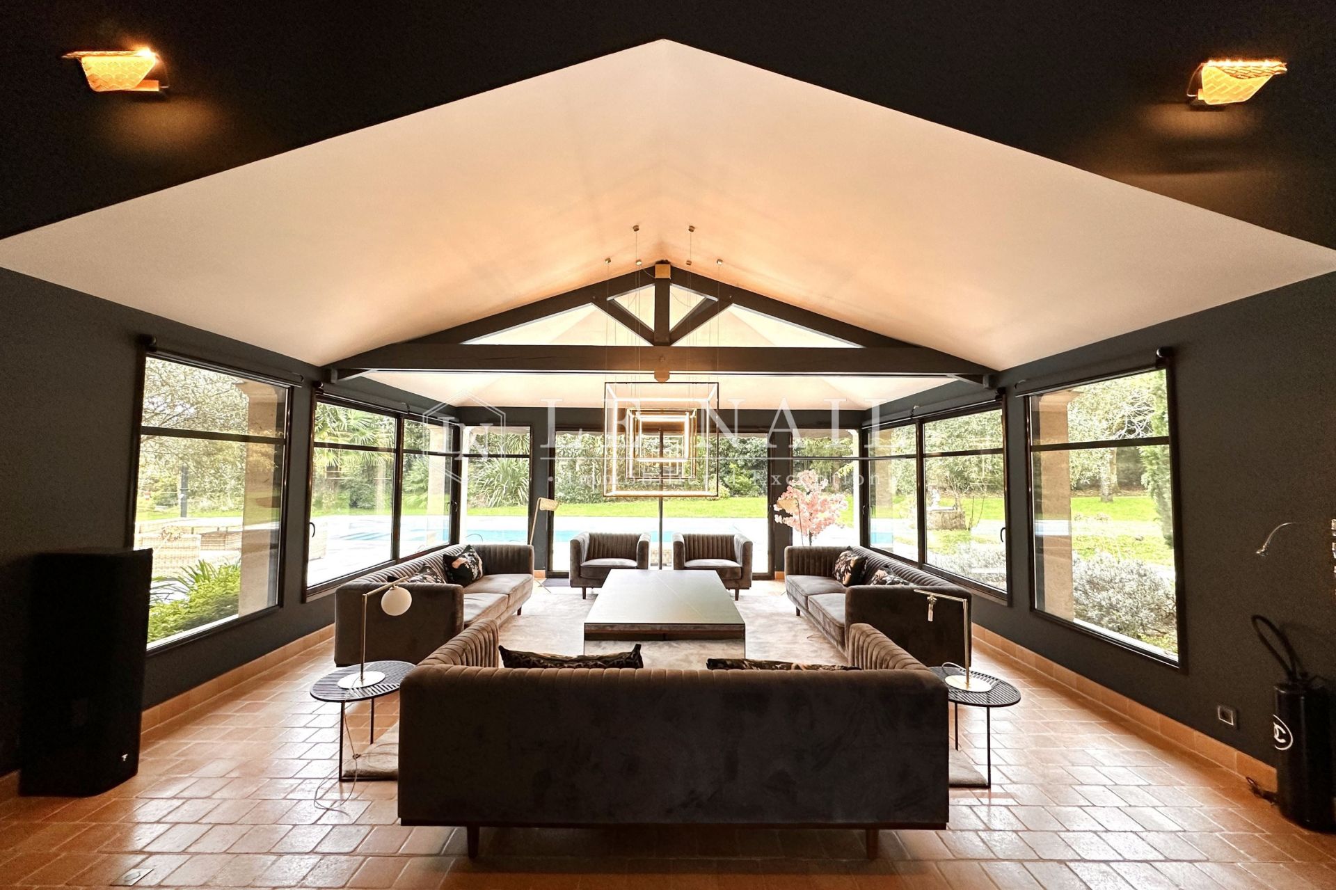 property 14 rooms for sale on LE LOROUX BOTTEREAU (44430)