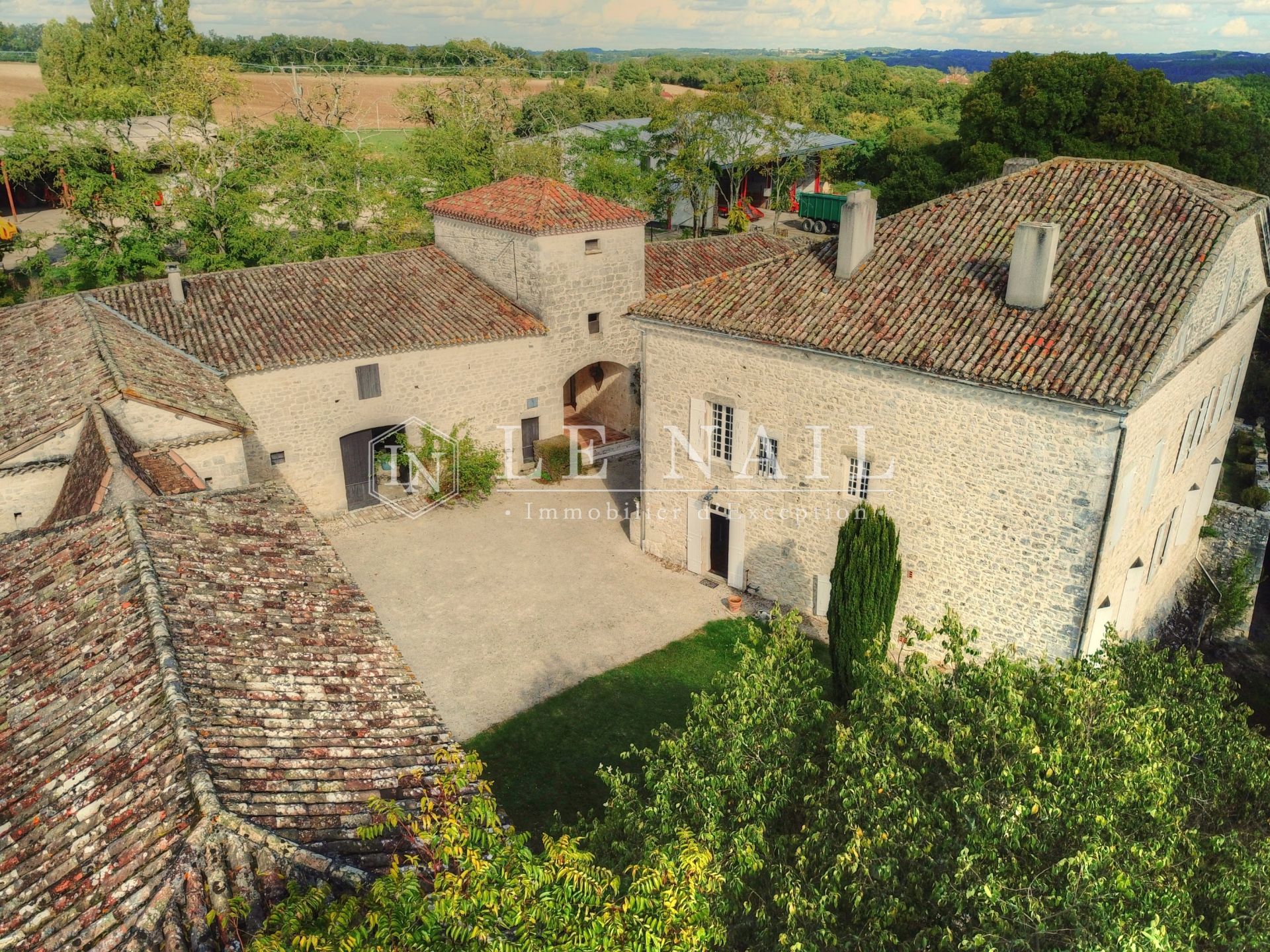 castle 12 rooms for sale on VILLENEUVE SUR LOT (47300)