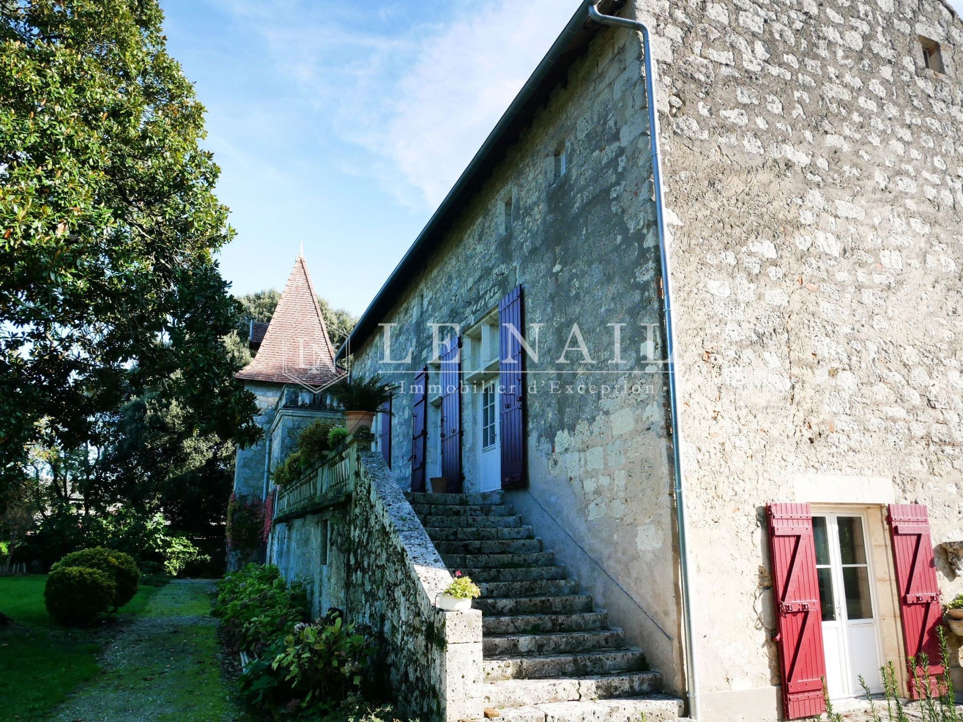 manor house 10 rooms for sale on AGEN (47000)
