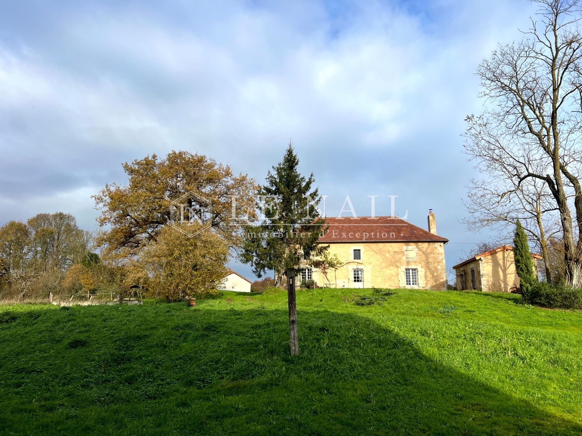 château 5 pièces en vente à POITIERS (86000)