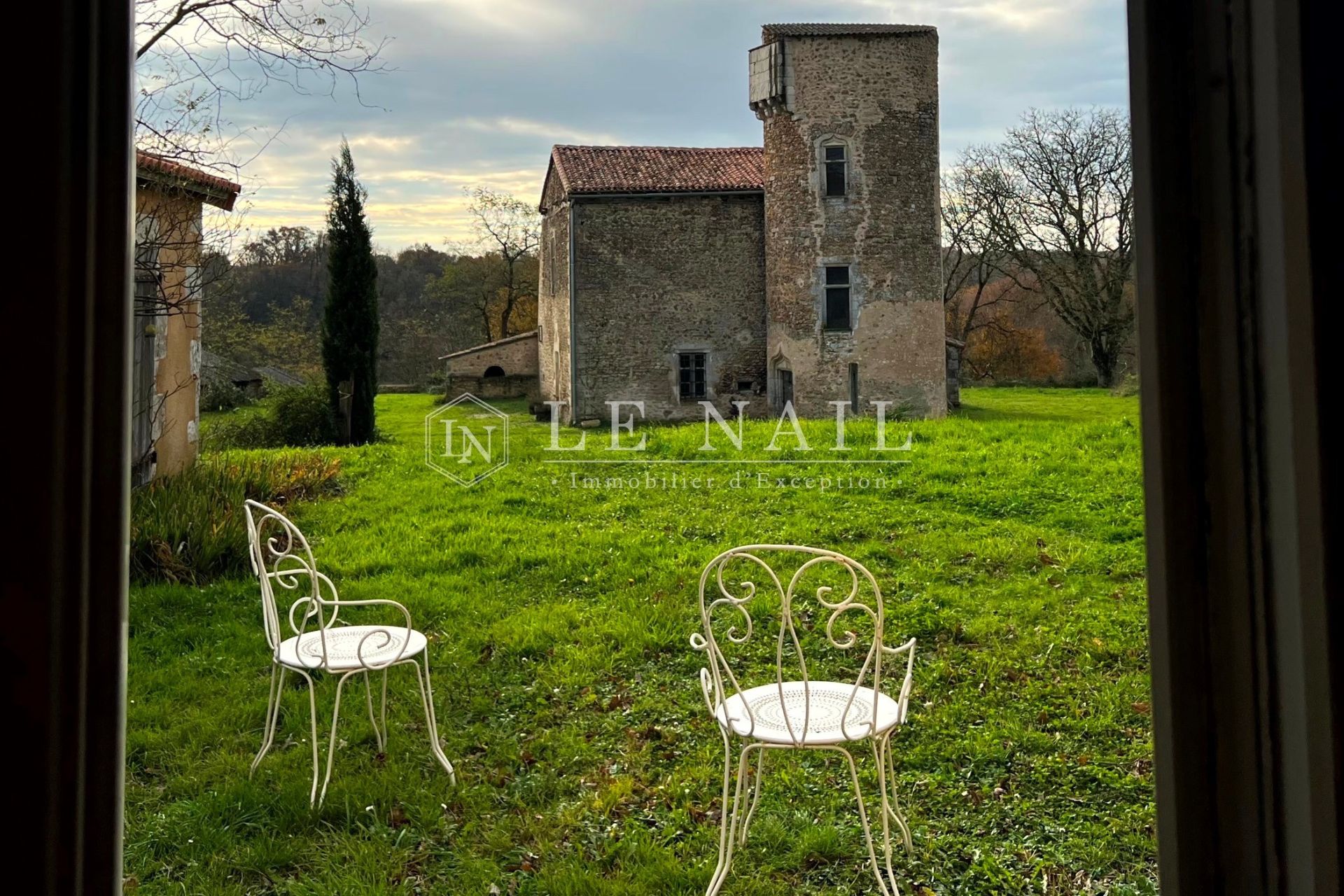 château 5 pièces en vente à POITIERS (86000)