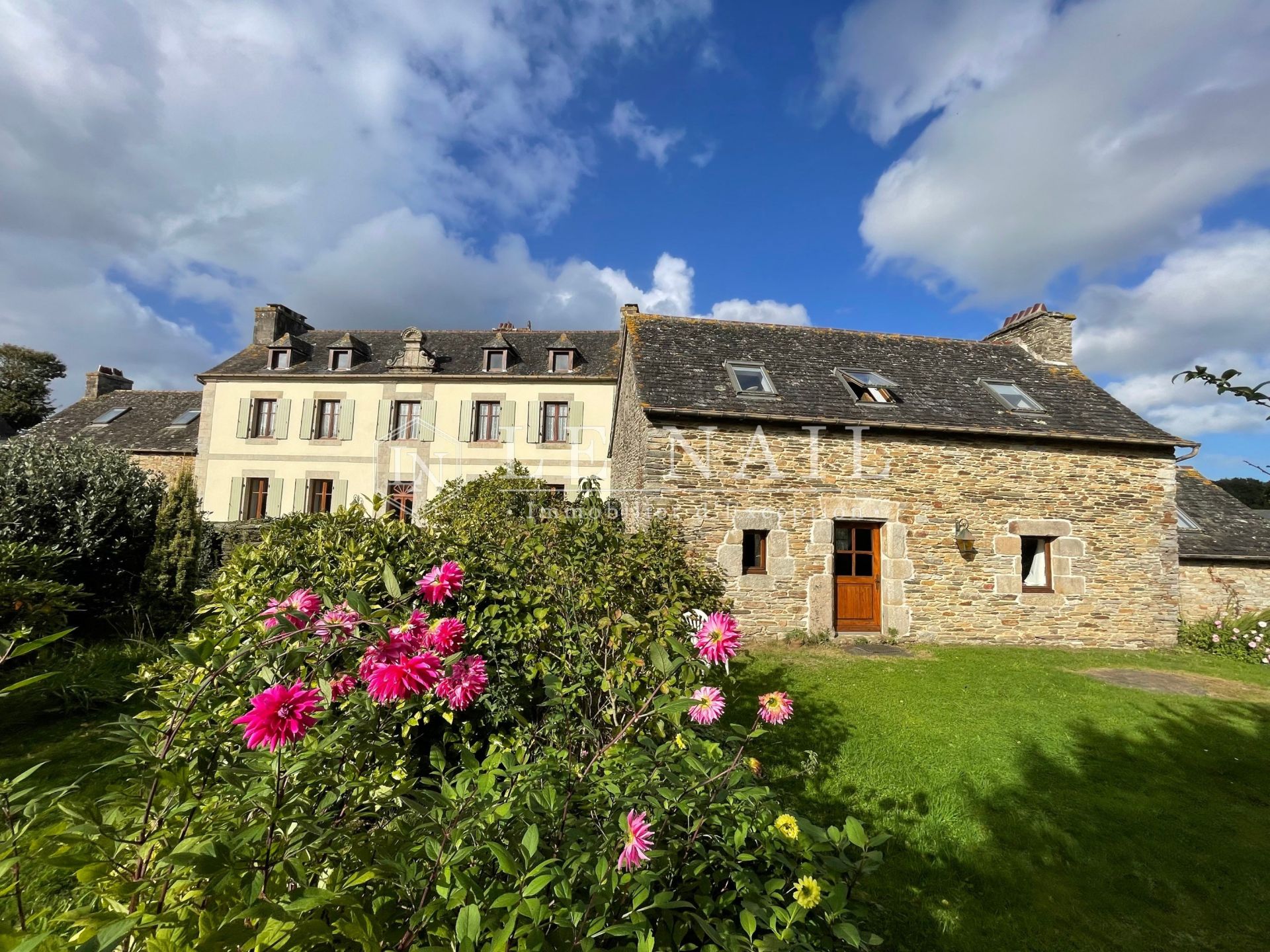manoir 28 pièces en vente à MORLAIX (29600)