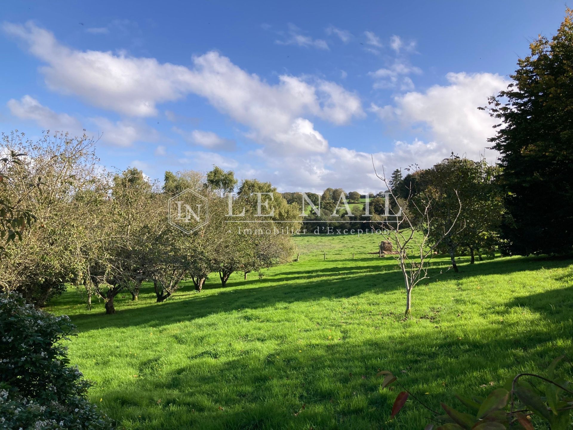 manoir 28 pièces en vente à MORLAIX (29600)