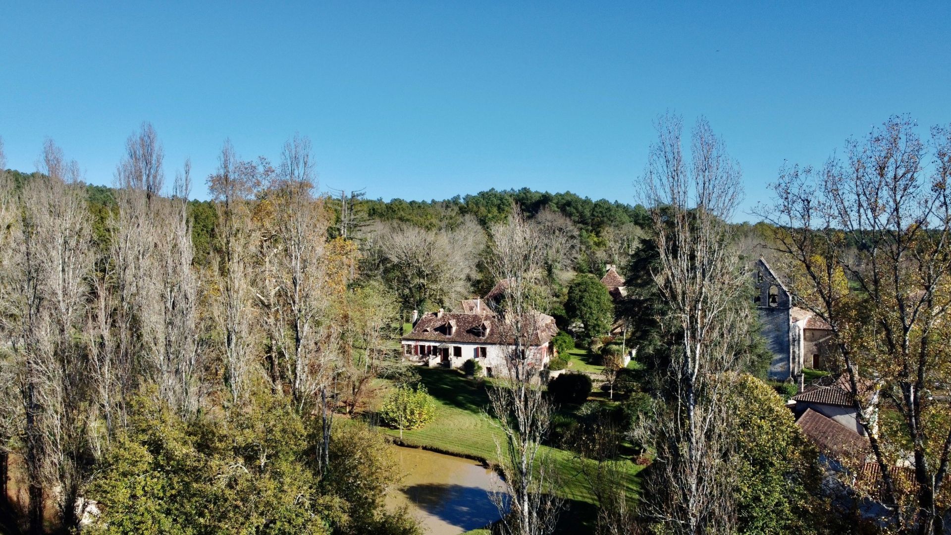 property 10 rooms for sale on BERGERAC (24100)