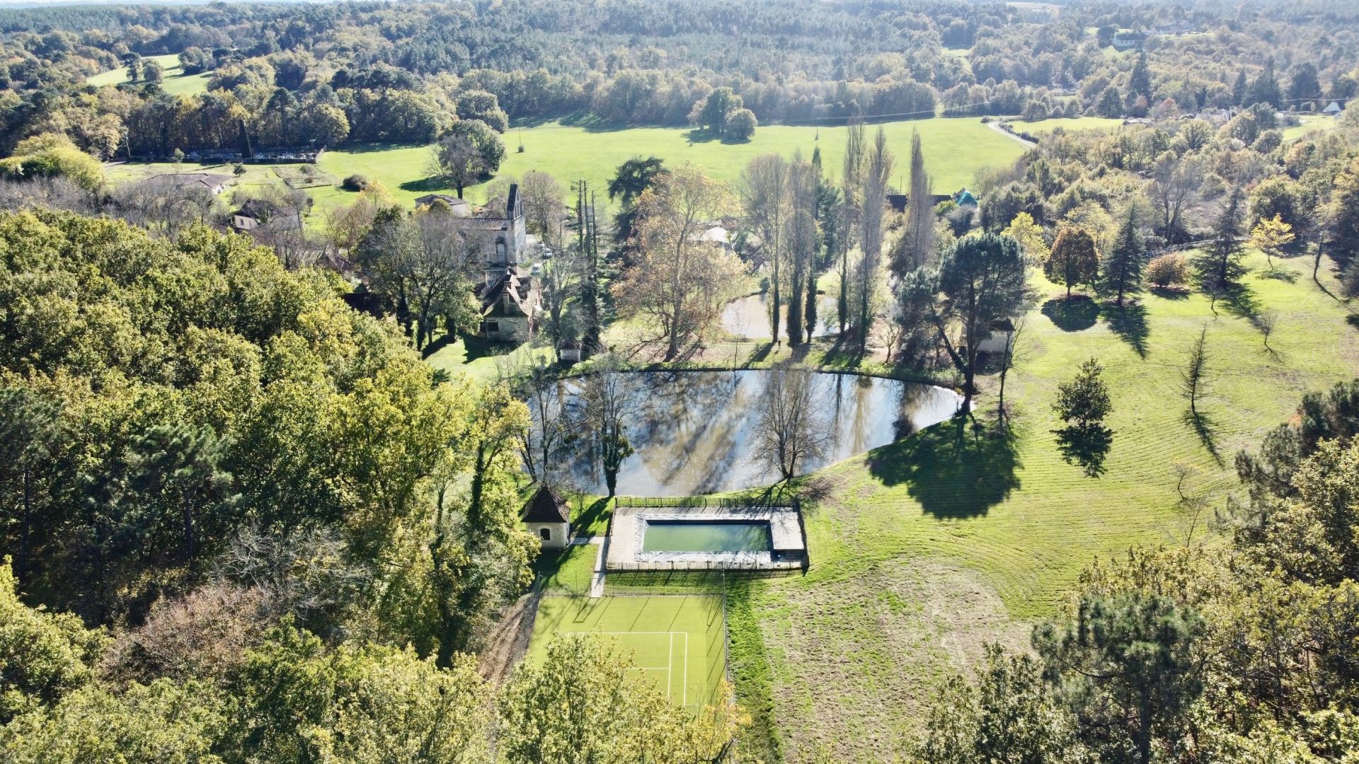 property 10 rooms for sale on BERGERAC (24100)