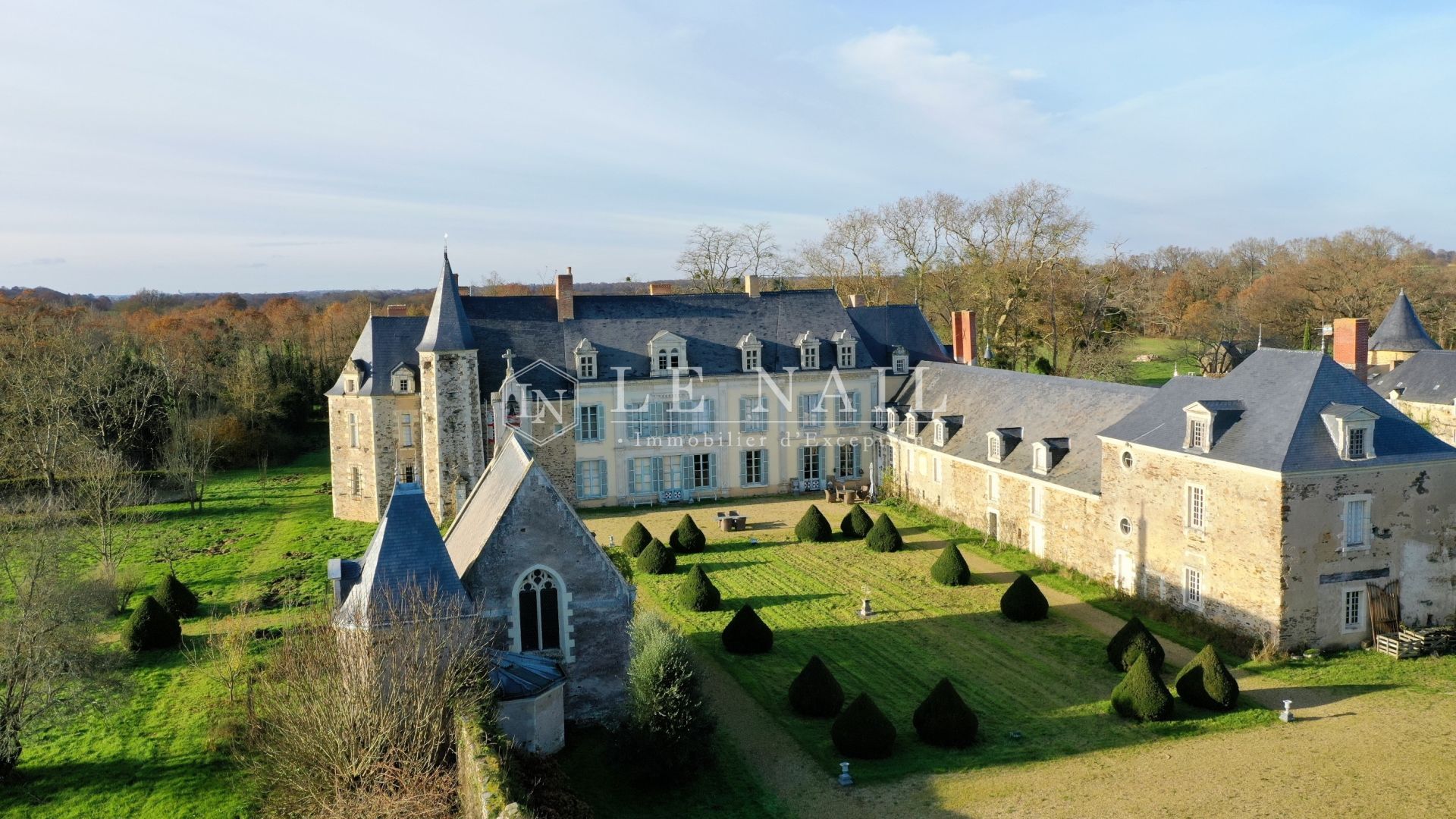 château 36 pièces en vente à ANGERS (49000)