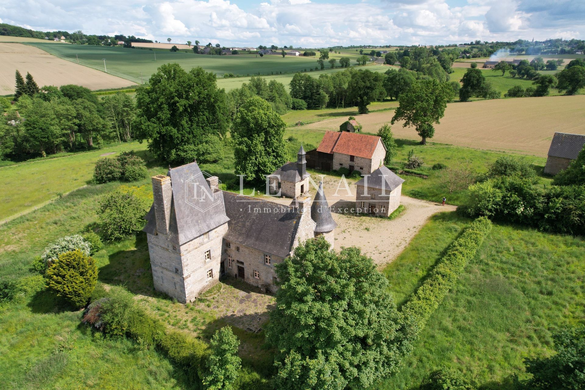 manor house 10 rooms for sale on AVRANCHES (50300)