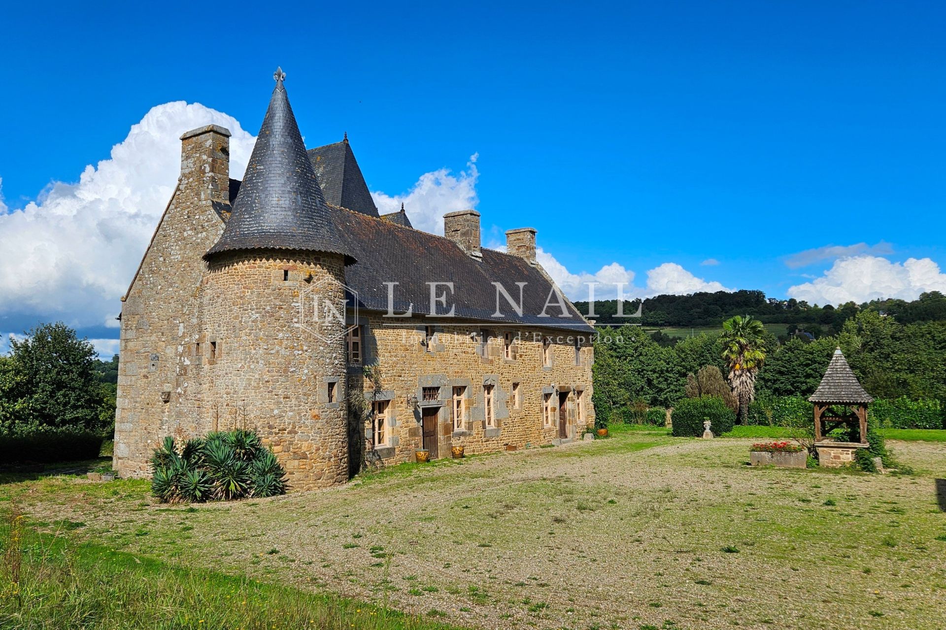 manoir 10 pièces en vente à AVRANCHES (50300)