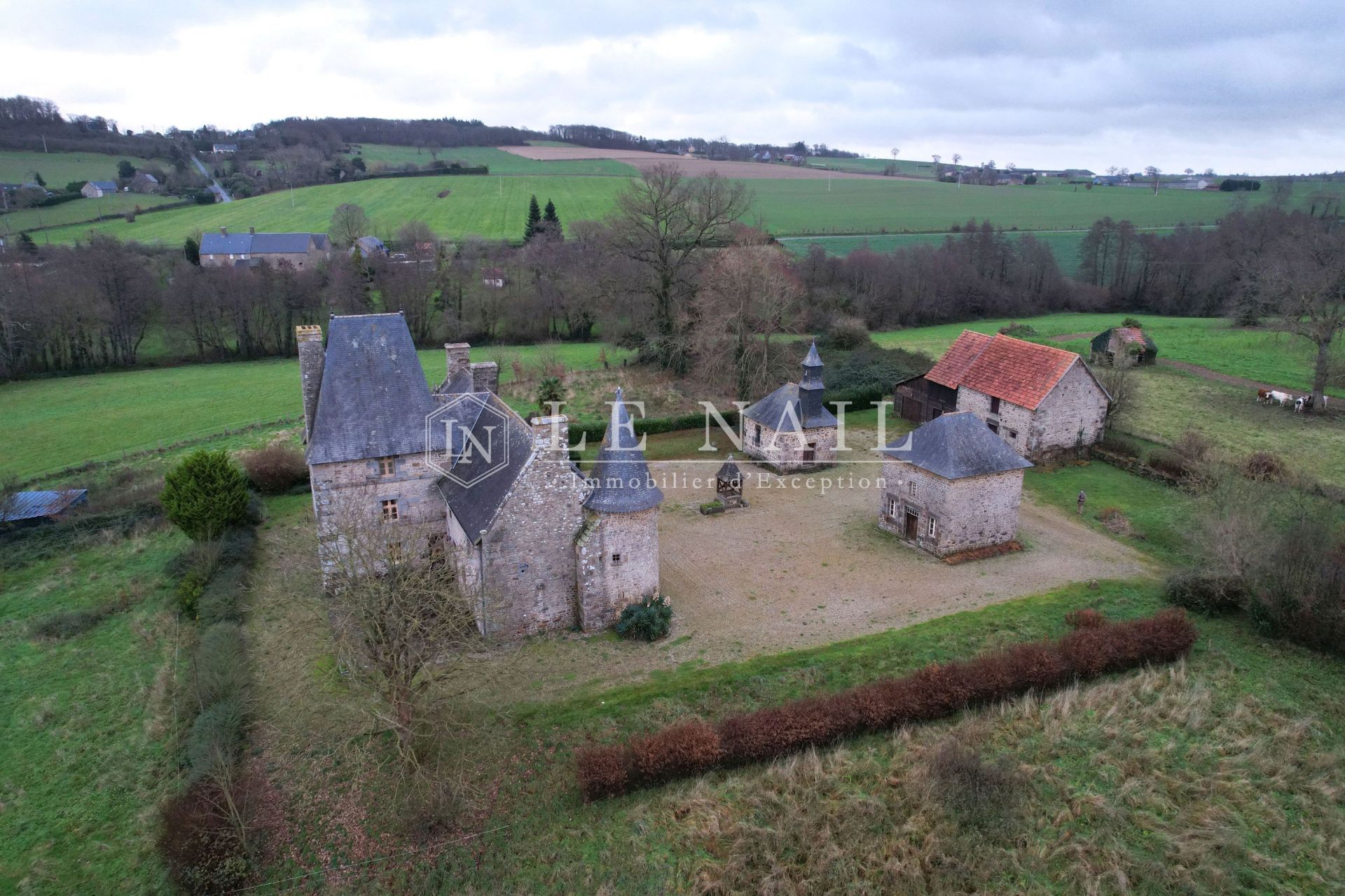 manoir 10 pièces en vente à AVRANCHES (50300)