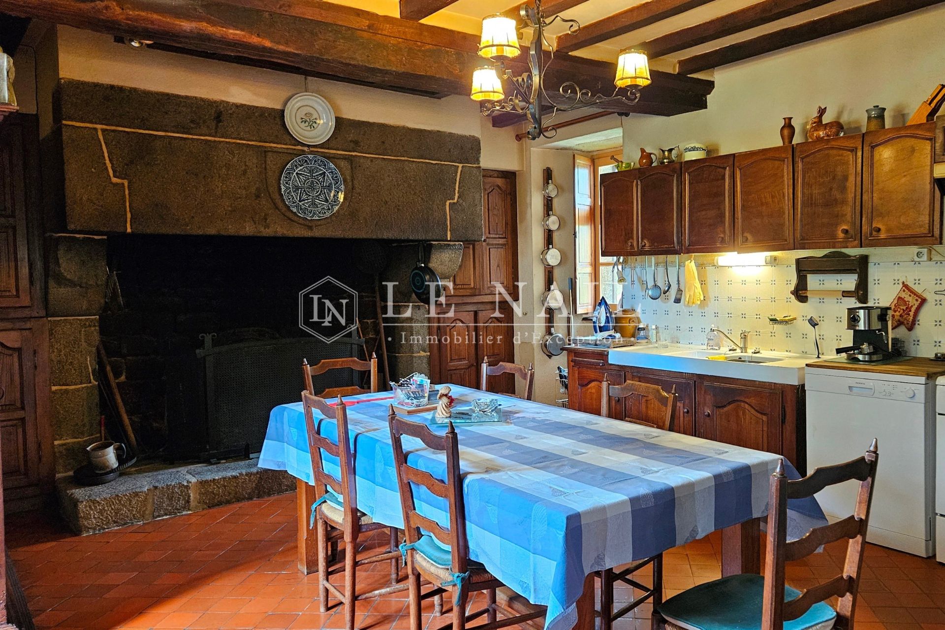 manoir 10 pièces en vente à AVRANCHES (50300)