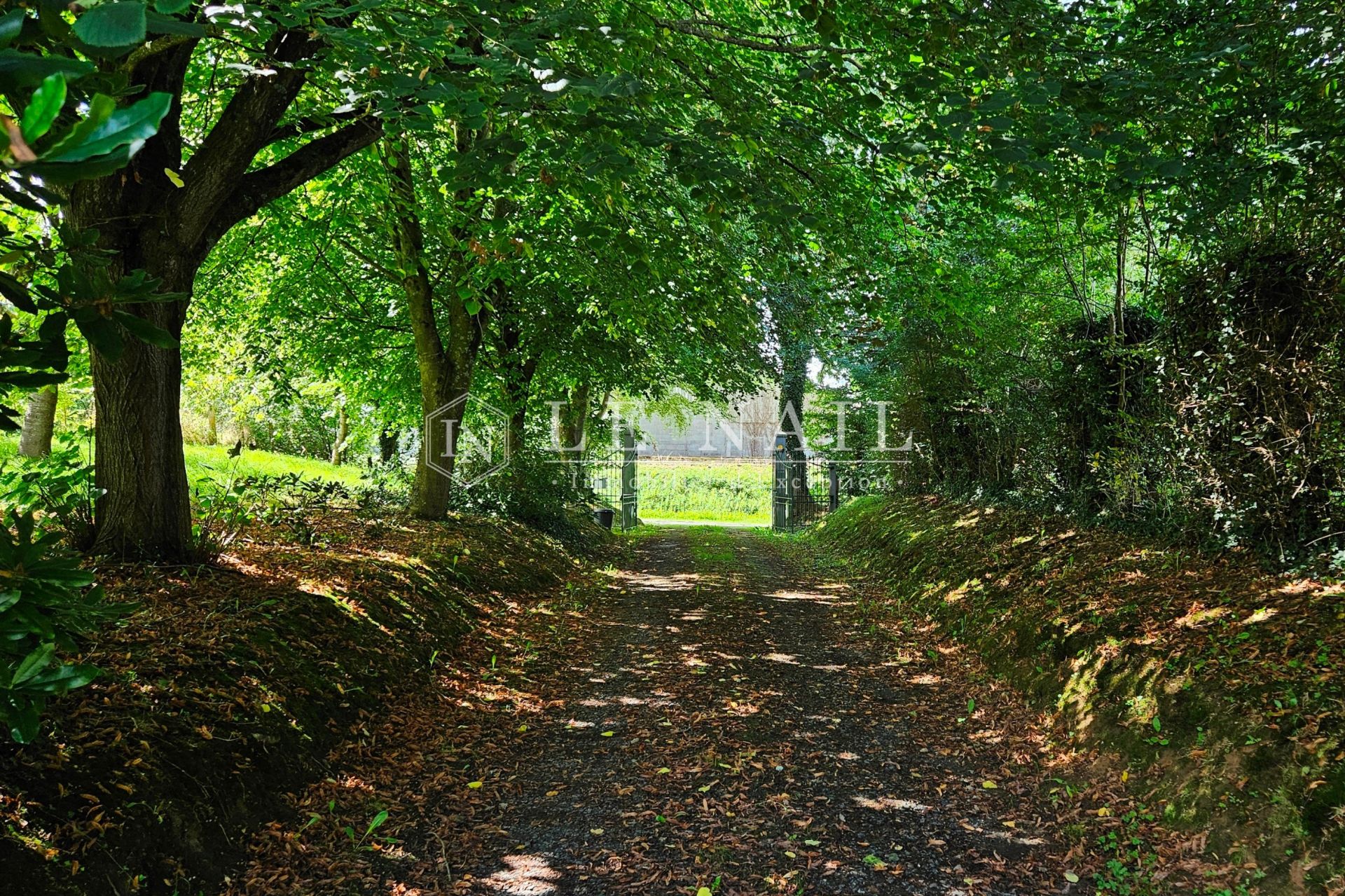 manor house 10 rooms for sale on AVRANCHES (50300)