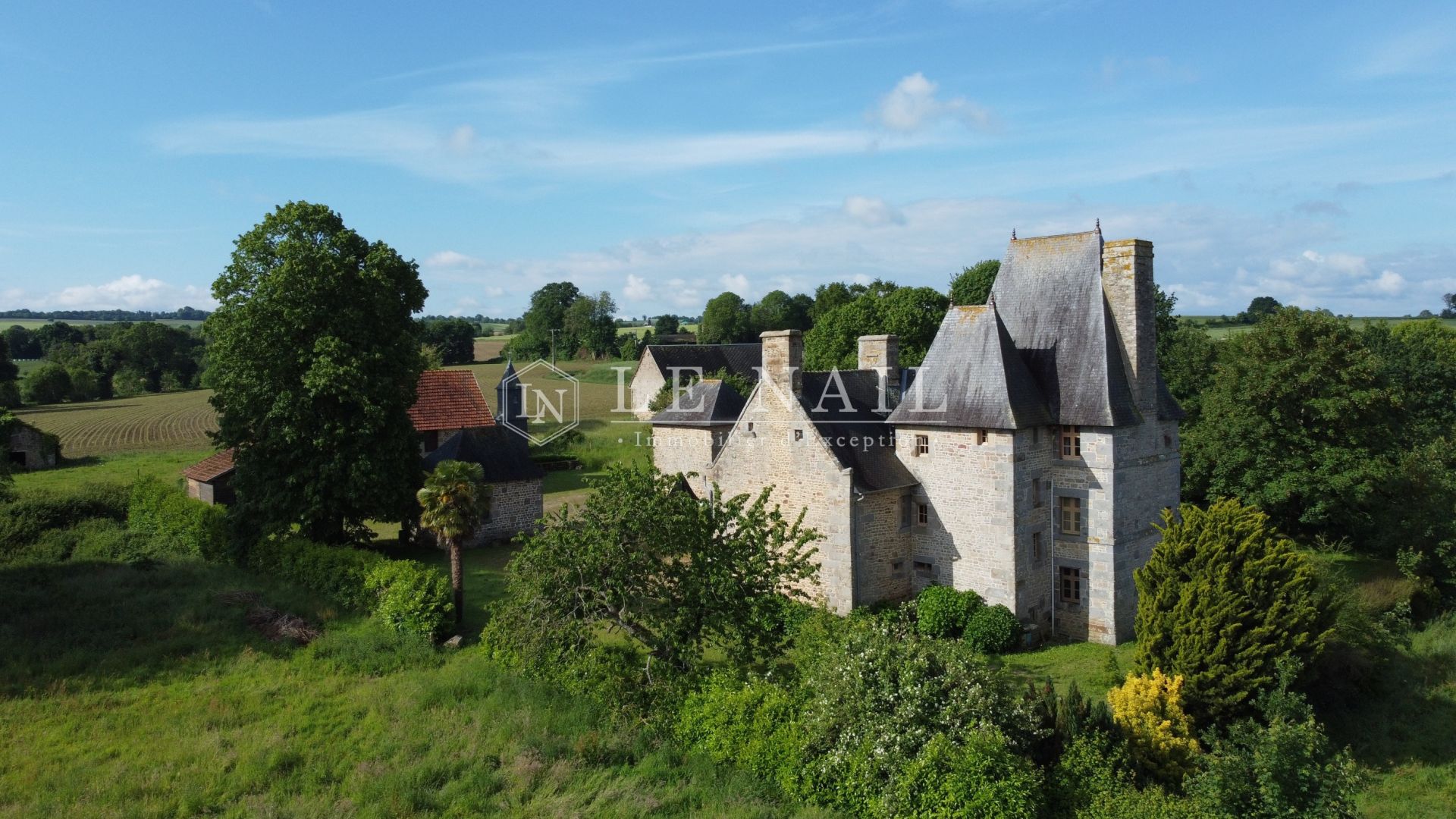 manor house 10 rooms for sale on AVRANCHES (50300)