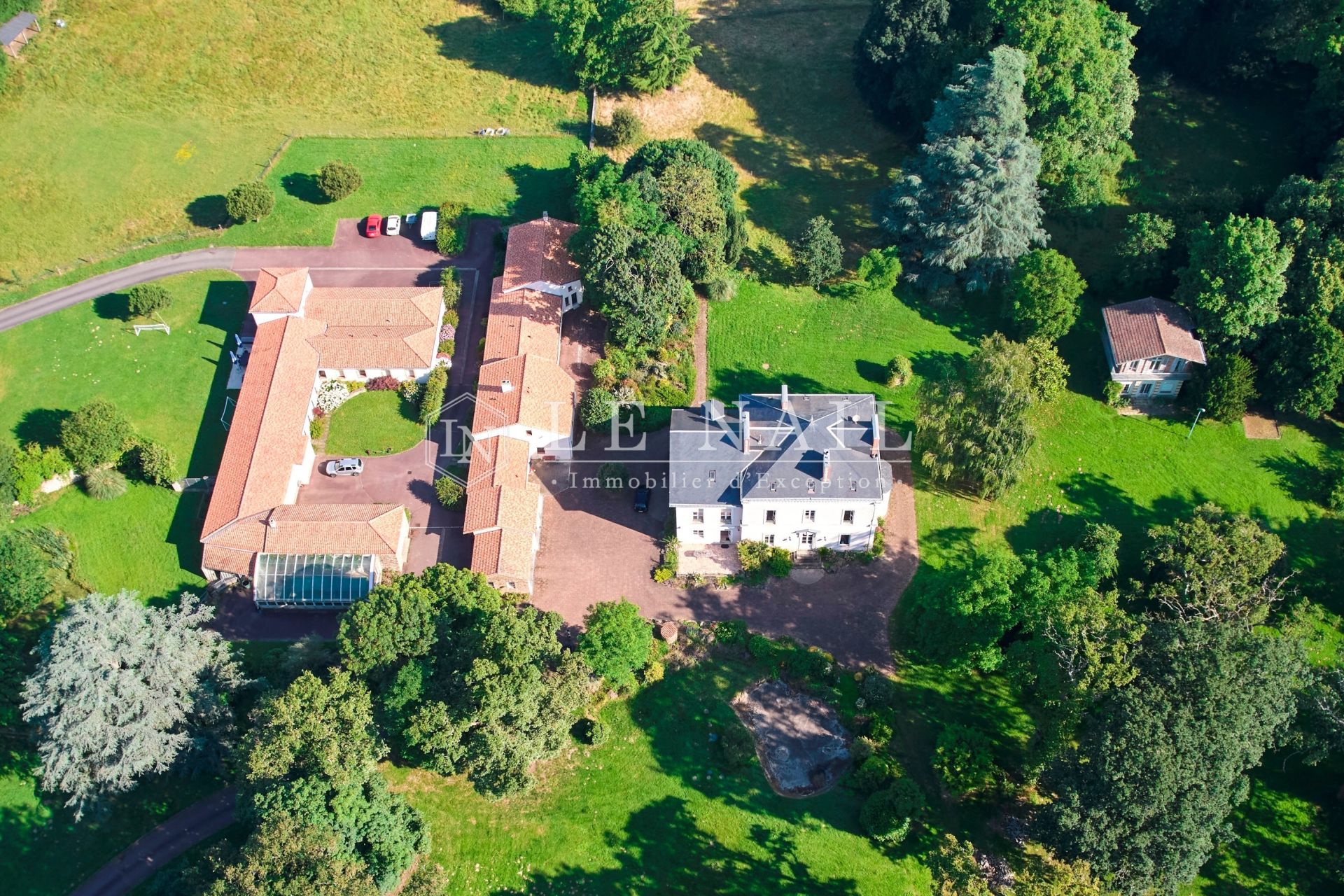 maison de maître 10 pièces en vente à DIVATTE SUR LOIRE (44450)