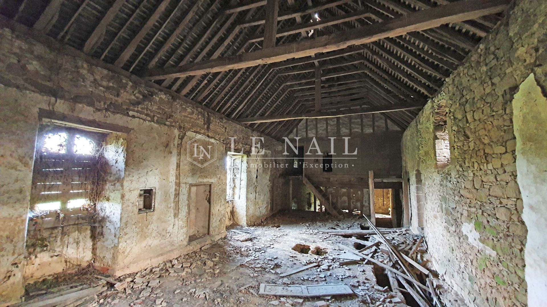 maison 10 pièces en vente à CRAON (53400)