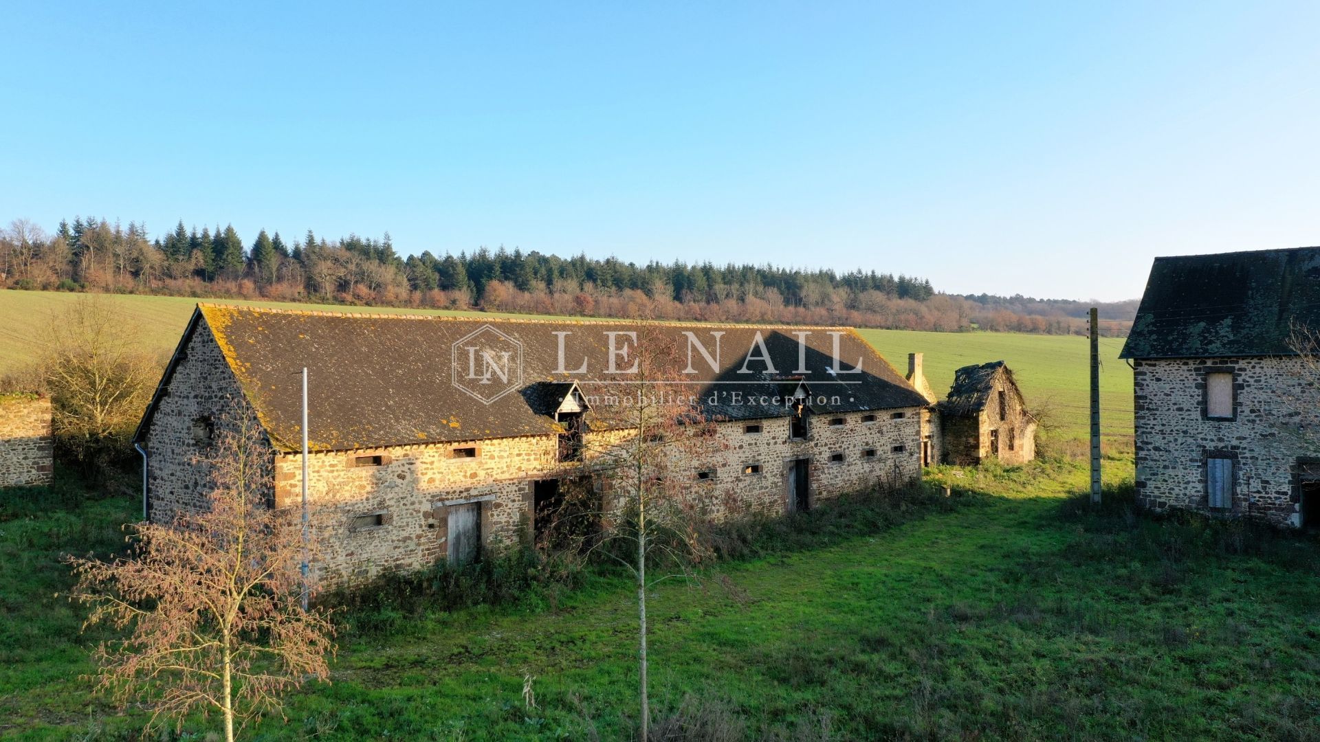 maison 10 pièces en vente à CRAON (53400)