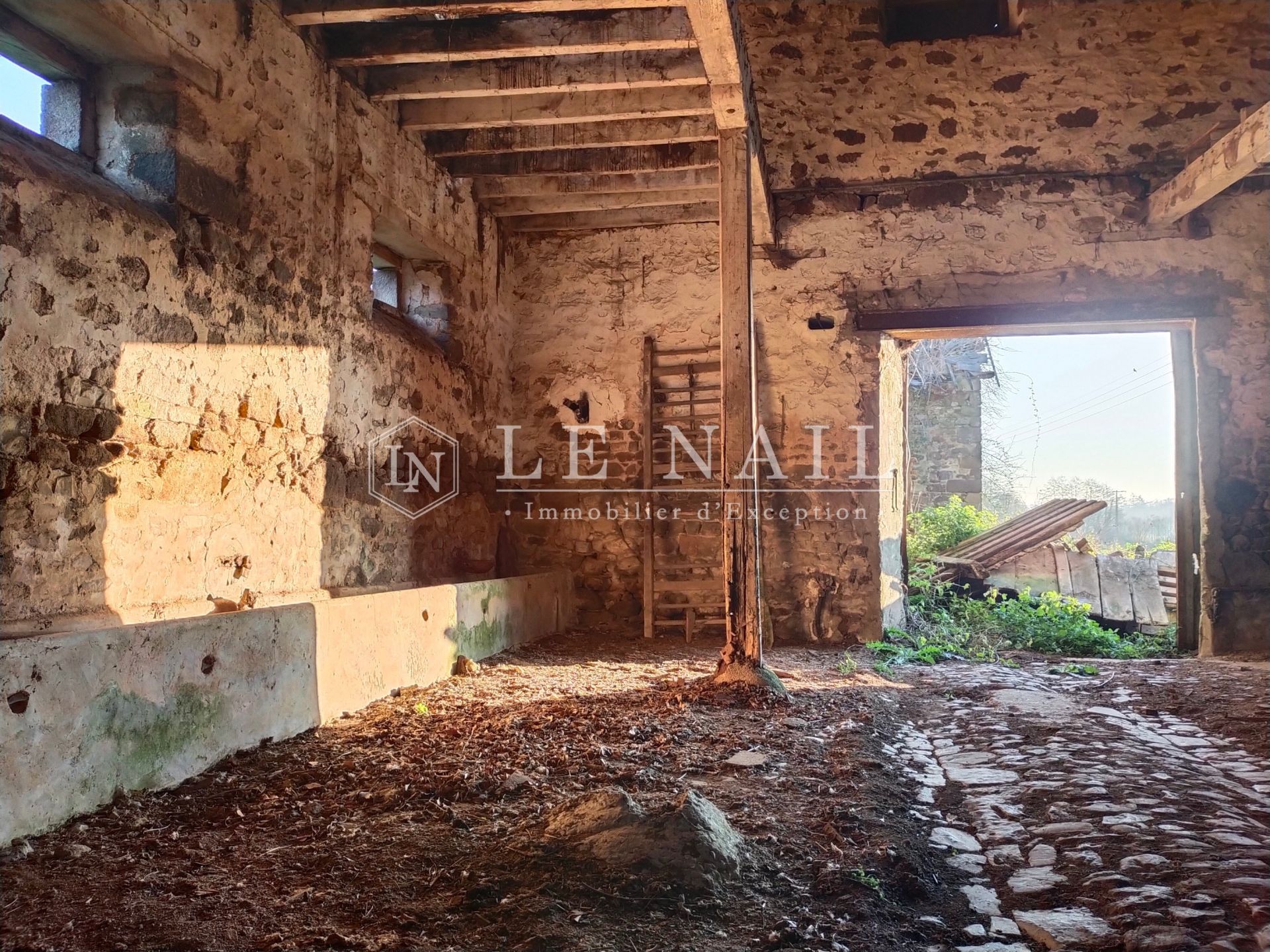 maison 10 pièces en vente à CRAON (53400)