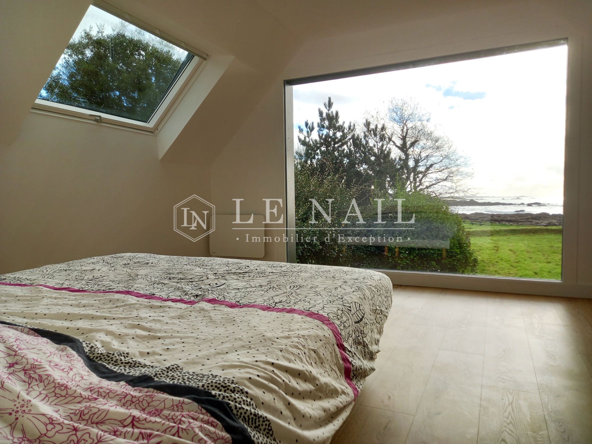 house 6 rooms for sale on TREGUNC (29910)