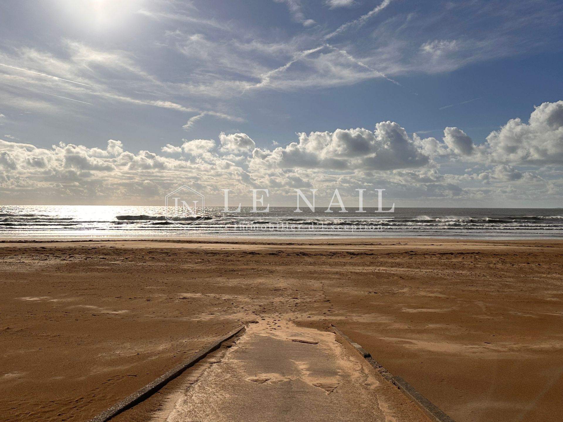 villa 13 rooms for sale on ST JEAN DE MONTS (85160)