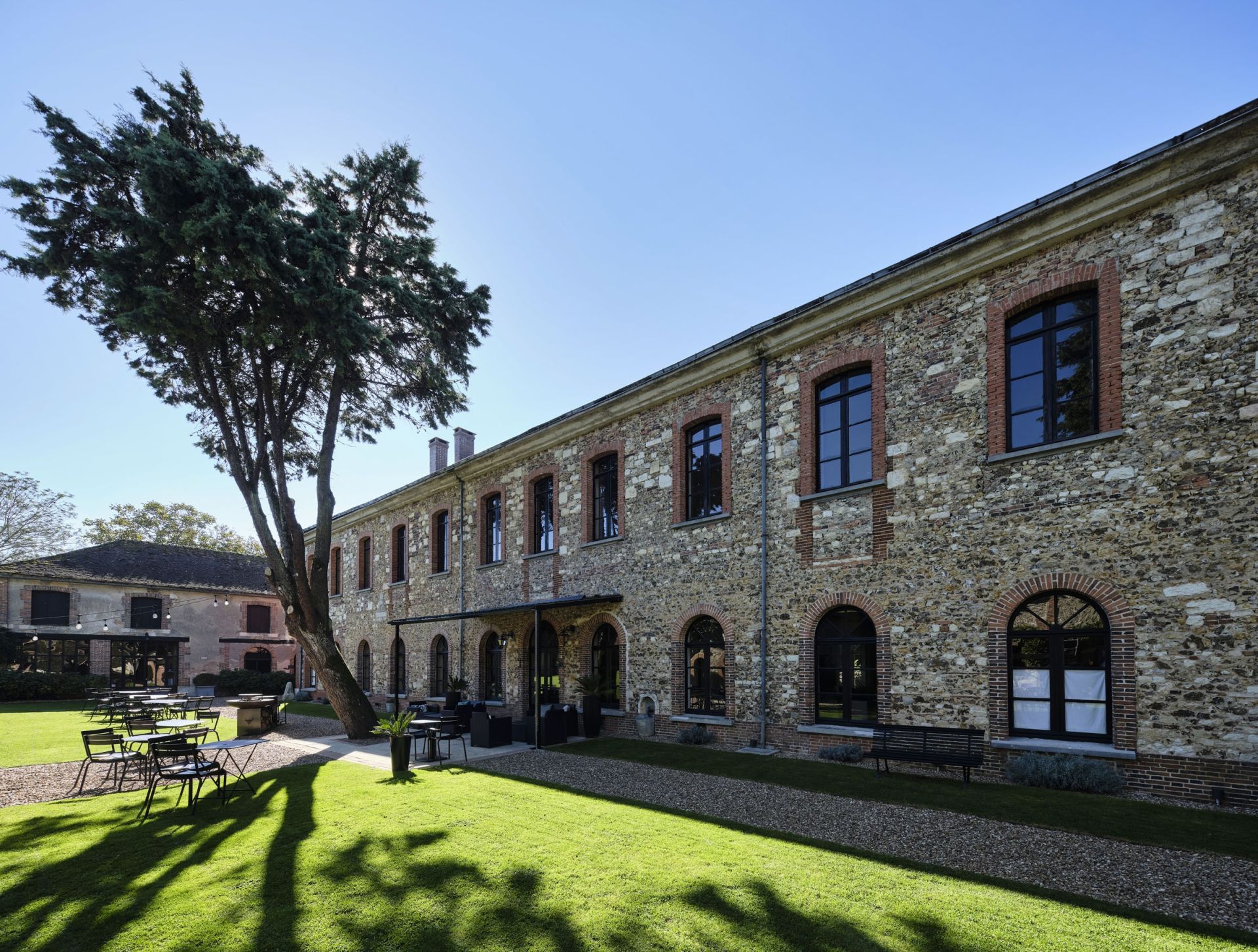 property 28 rooms for sale on NOGENT LE ROTROU (28400)