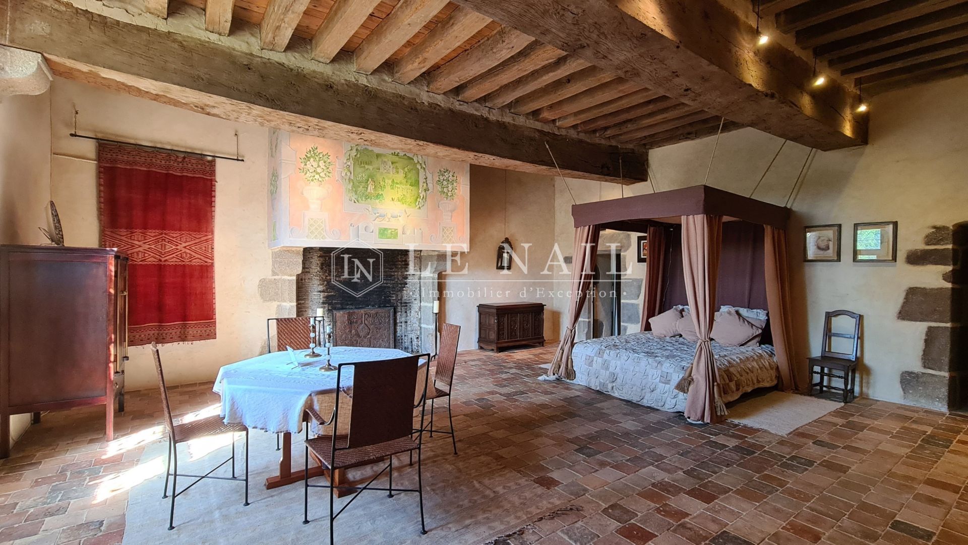manoir 10 pièces en vente à SILLE LE GUILLAUME (72140)