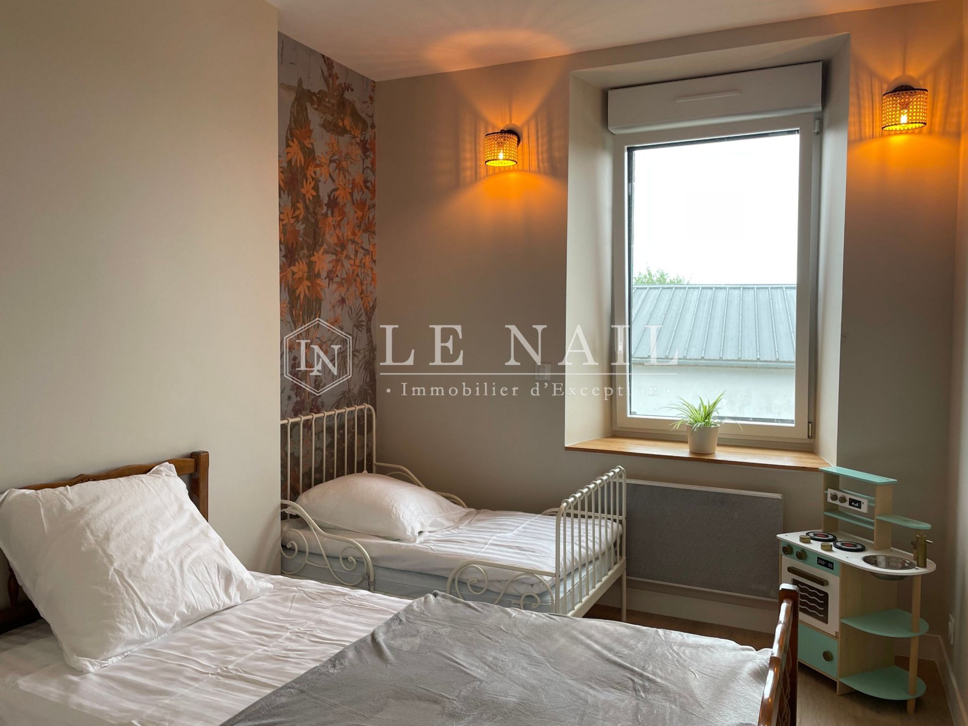 house 4 rooms for sale on GUINGAMP (22200)