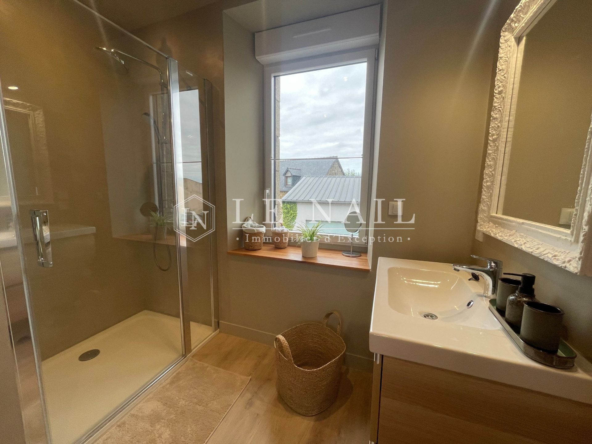 house 4 rooms for sale on GUINGAMP (22200)