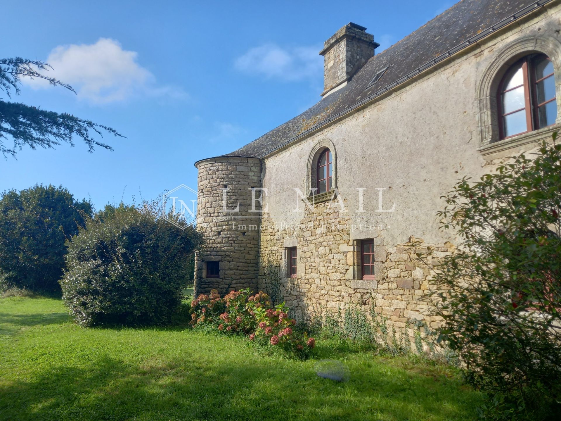 manor house 12 rooms for sale on MARZAN (56130)