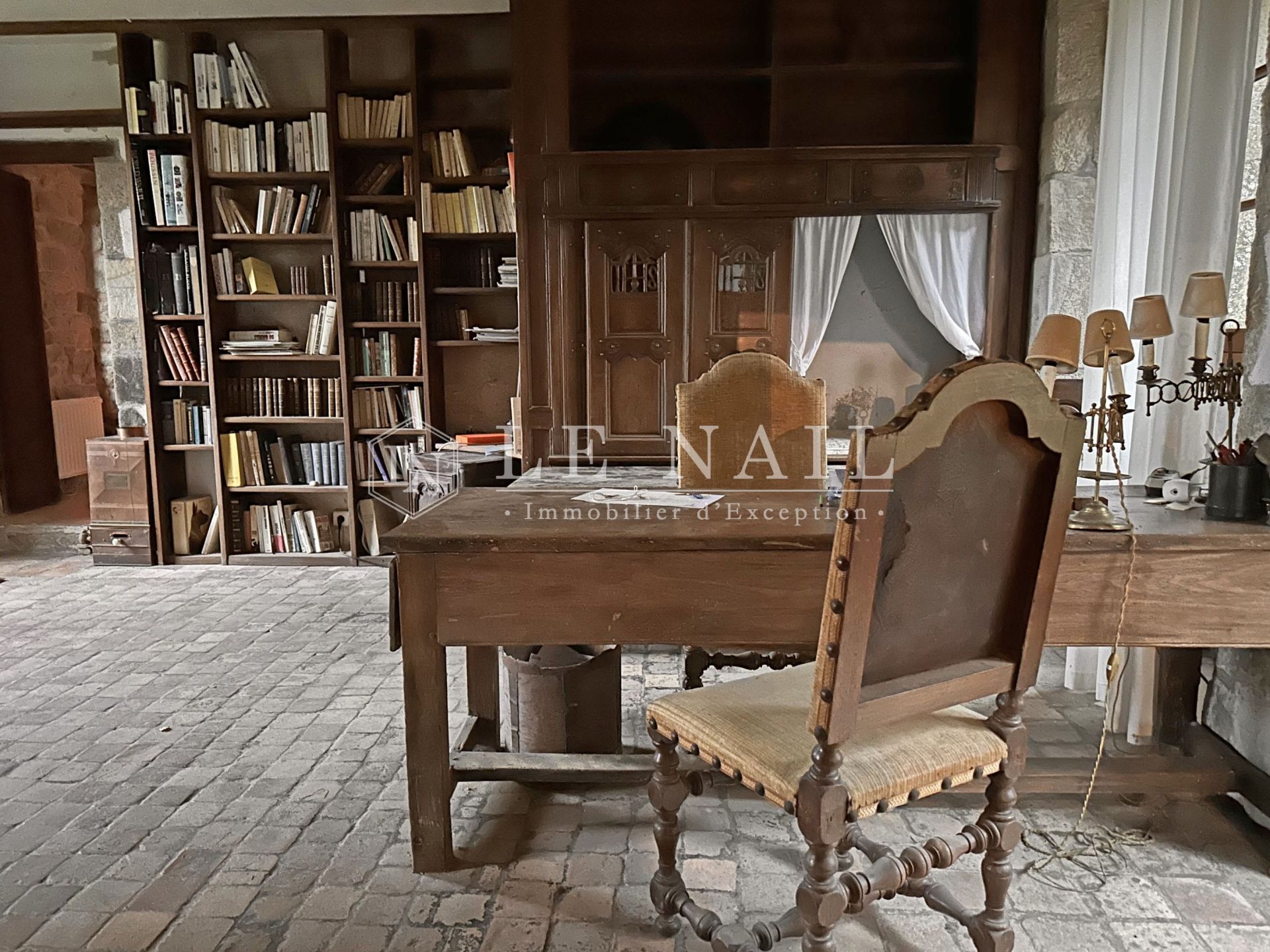 manor house 12 rooms for sale on MARZAN (56130)