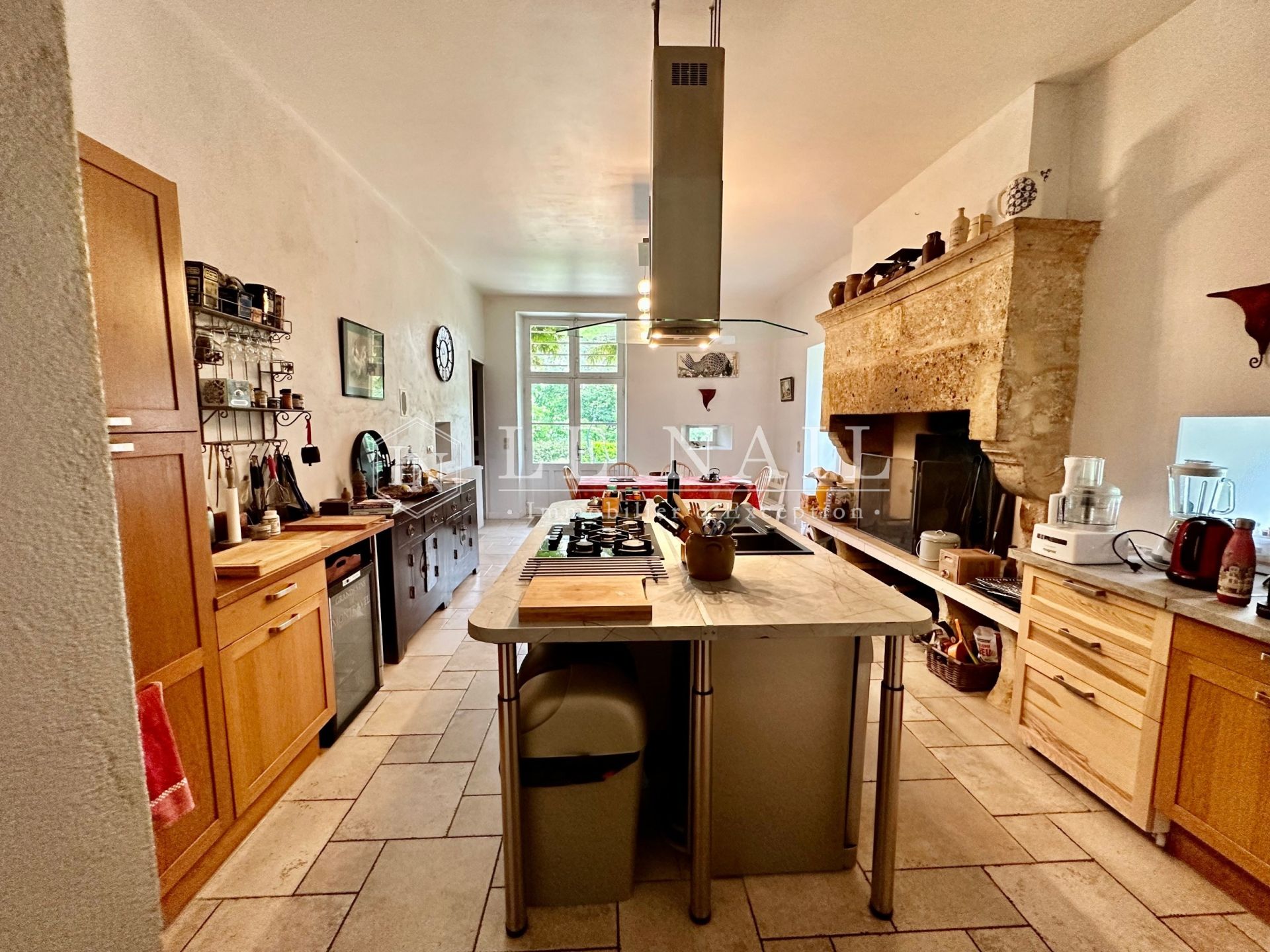 property 10 rooms for sale on BERGERAC (24100)