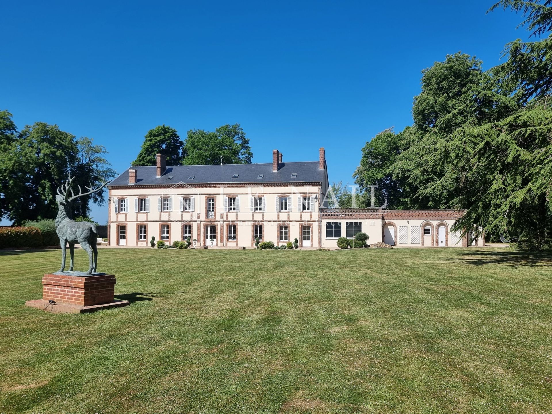 property 15 rooms for sale on VERNEUIL SUR AVRE (27130)