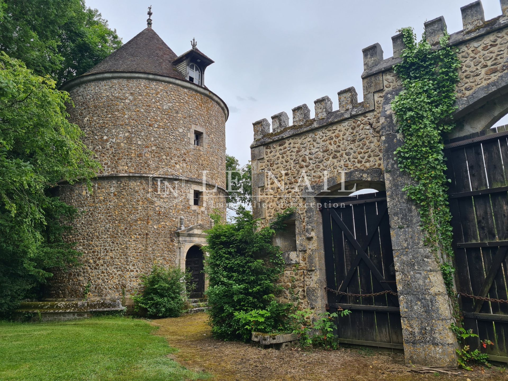 château 18 pièces en vente à ILLIERS COMBRAY (28120)